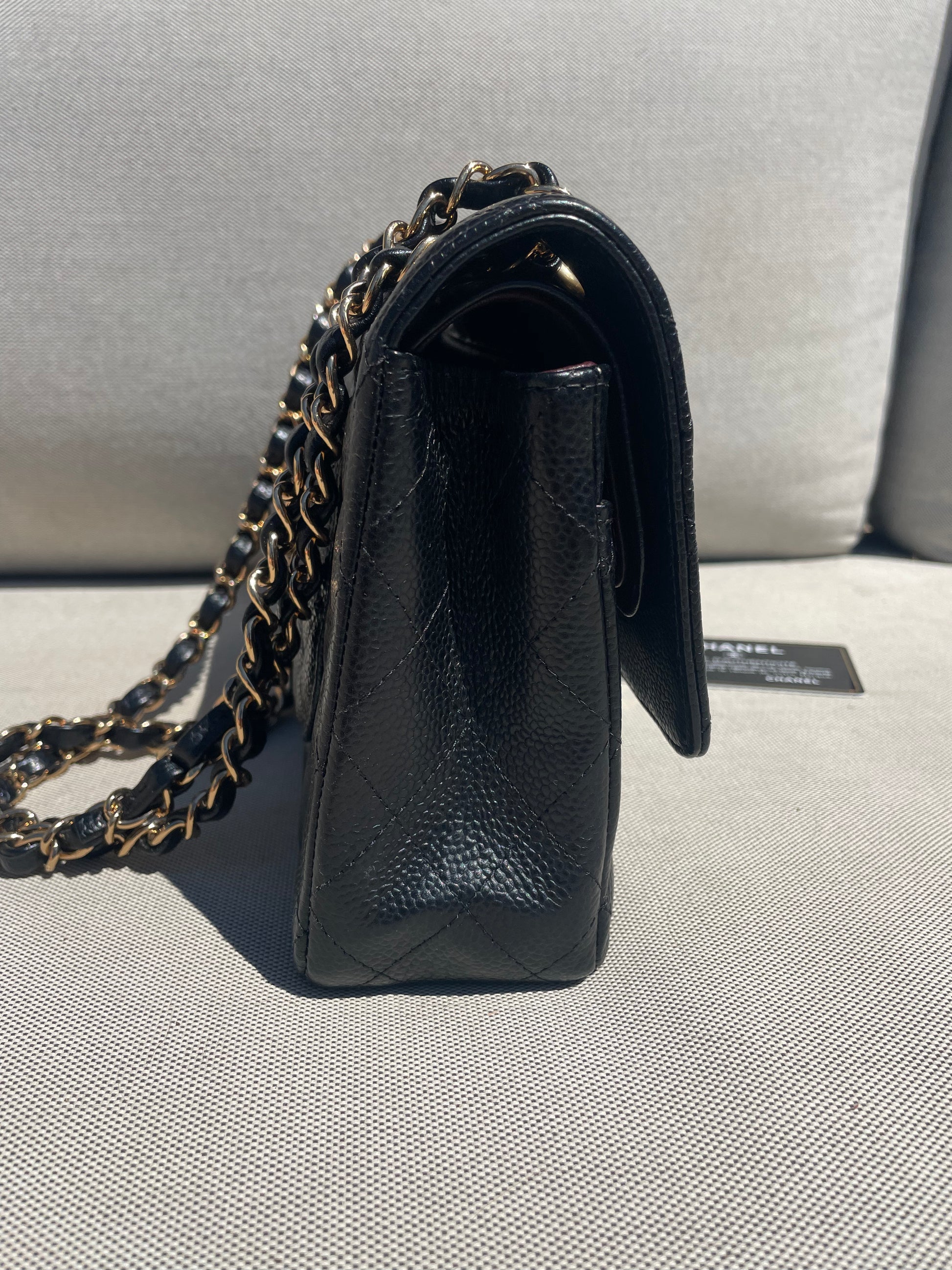 Sac Chanel Classique veau grainé & métal doré noir - Soline