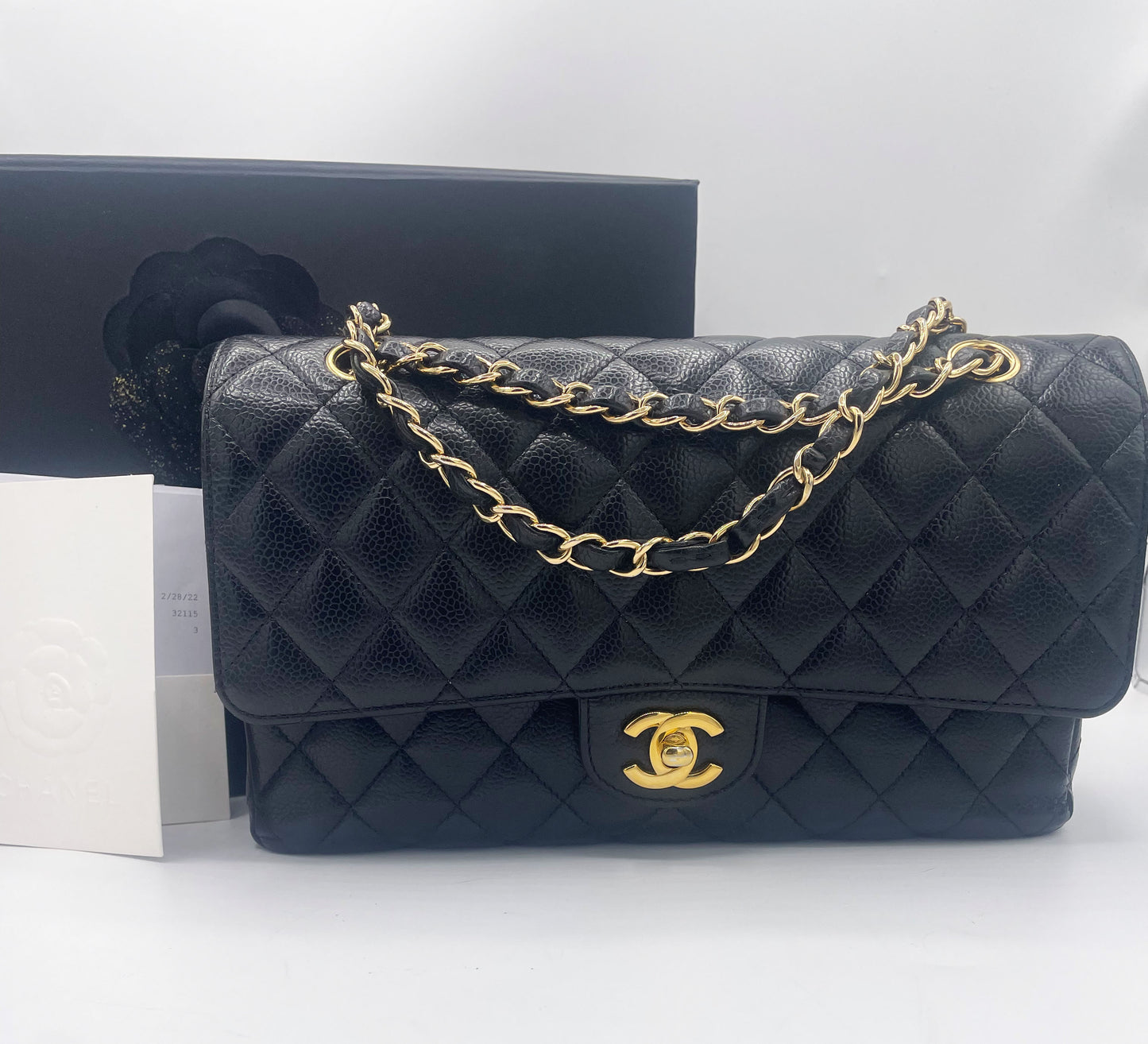 Sac Chanel Classique veau caviar noir & métal doré