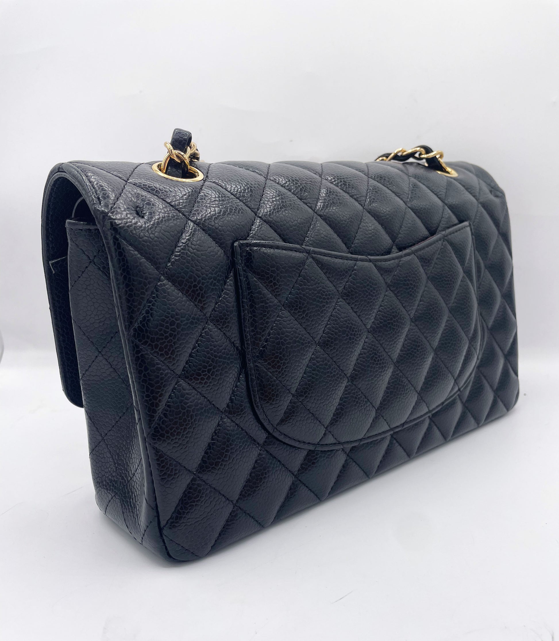 Sac Chanel Classique veau caviar noir & métal doré