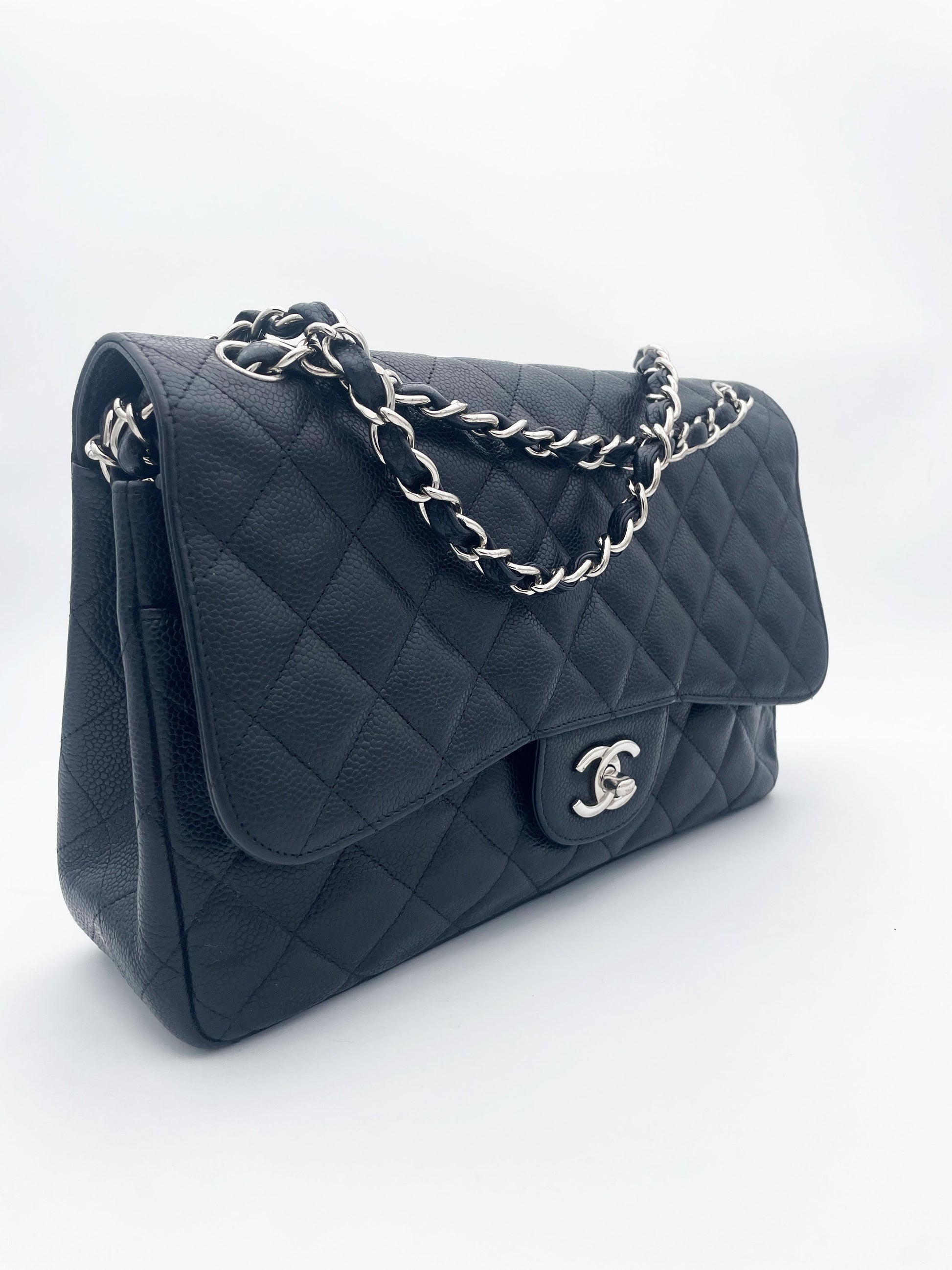 Chanel grand sac timeless / classique cuir grainé noir et métal argenté - Soline