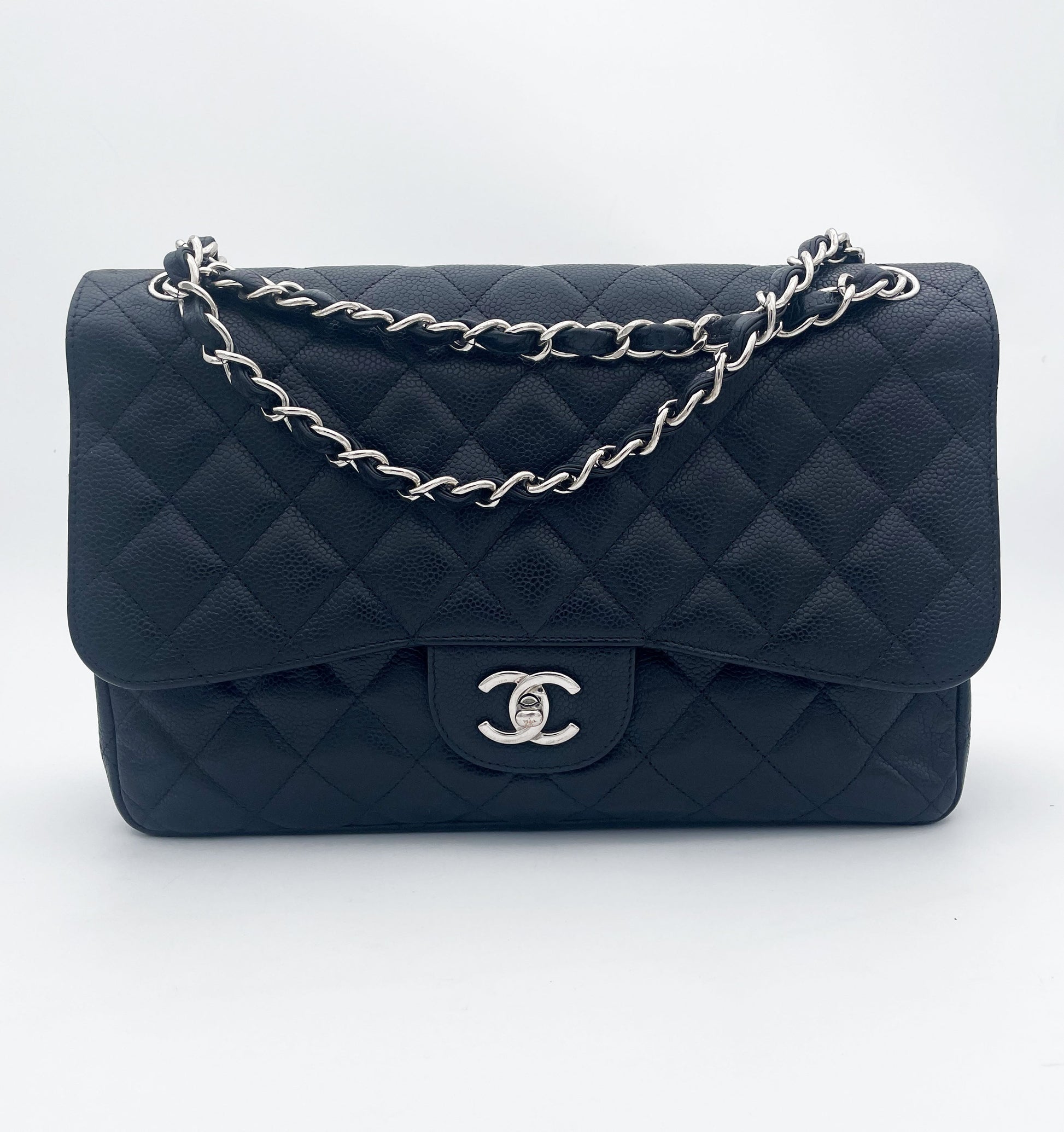 Chanel grand sac timeless / classique cuir grainé noir et métal argenté - Soline