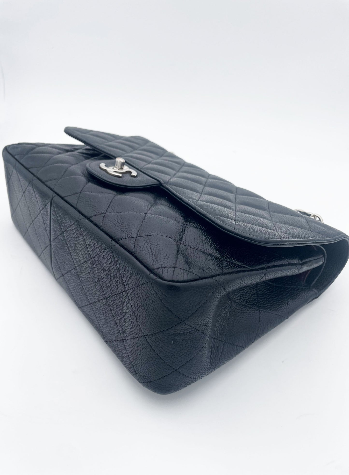 Chanel grand sac timeless / classique cuir grainé noir et métal argenté - Soline