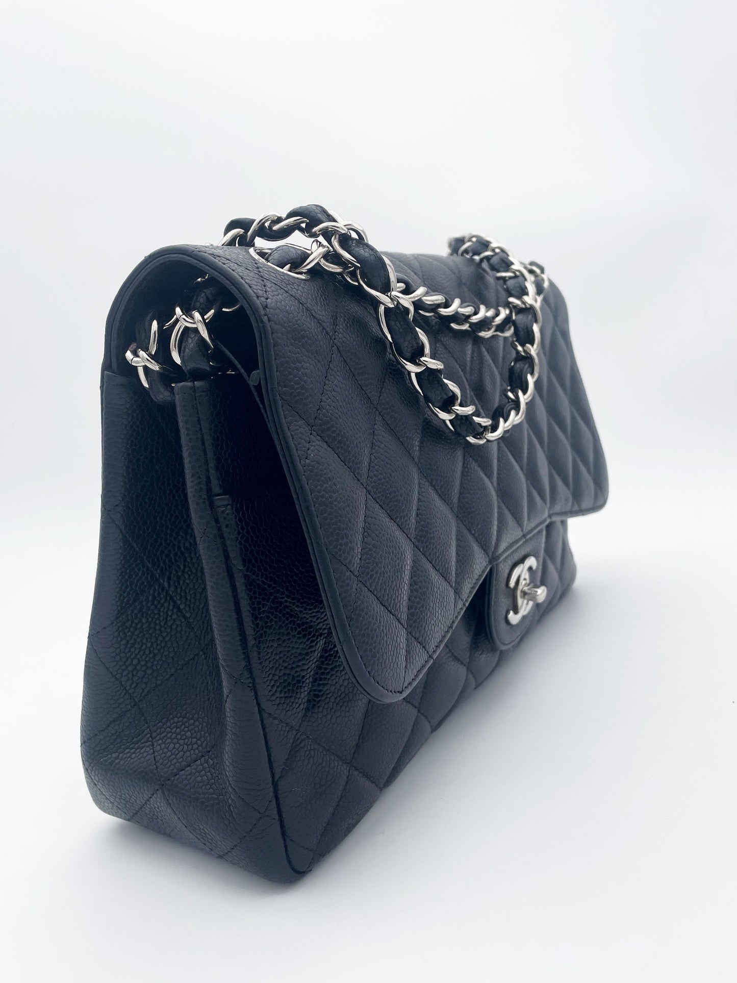 Chanel grand sac timeless / classique cuir grainé noir et métal argenté - Soline