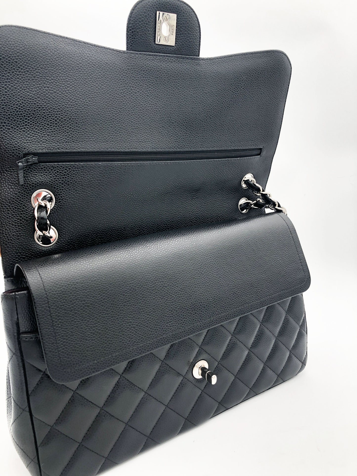 Chanel sac à bandoulière timeless / classique jumbo noir cuir caviar - Soline