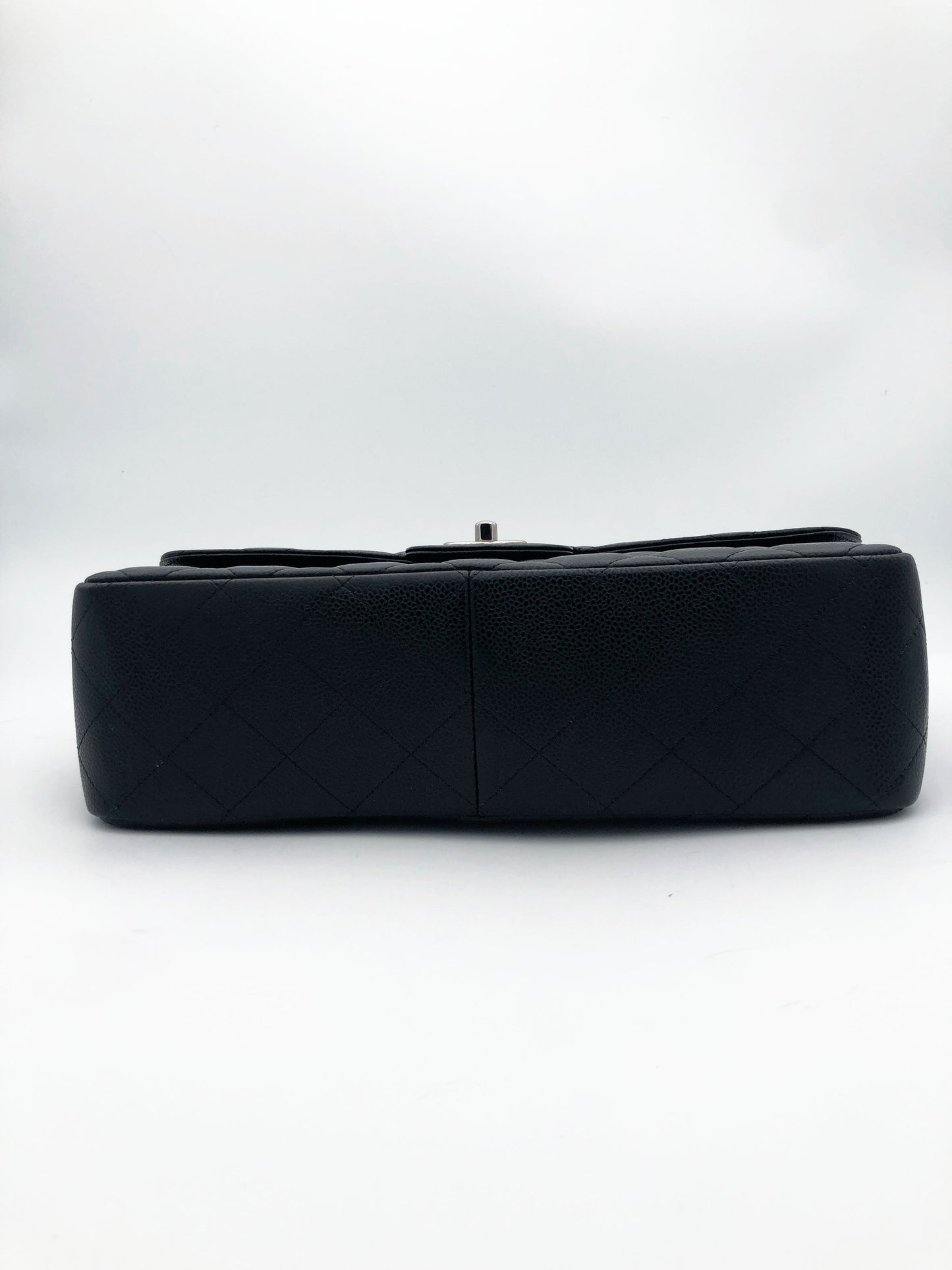 Chanel sac à bandoulière timeless / classique jumbo noir cuir caviar - Soline