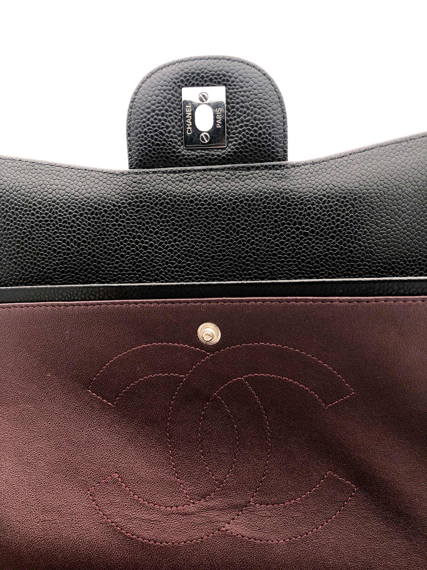 Chanel sac à bandoulière timeless / classique jumbo noir cuir caviar - Soline