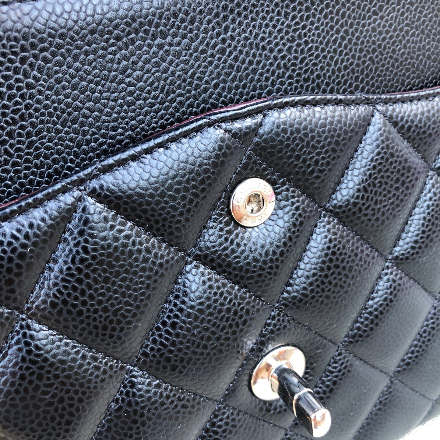 Chanel sac à bandoulière timeless / classique jumbo noir cuir caviar - Soline