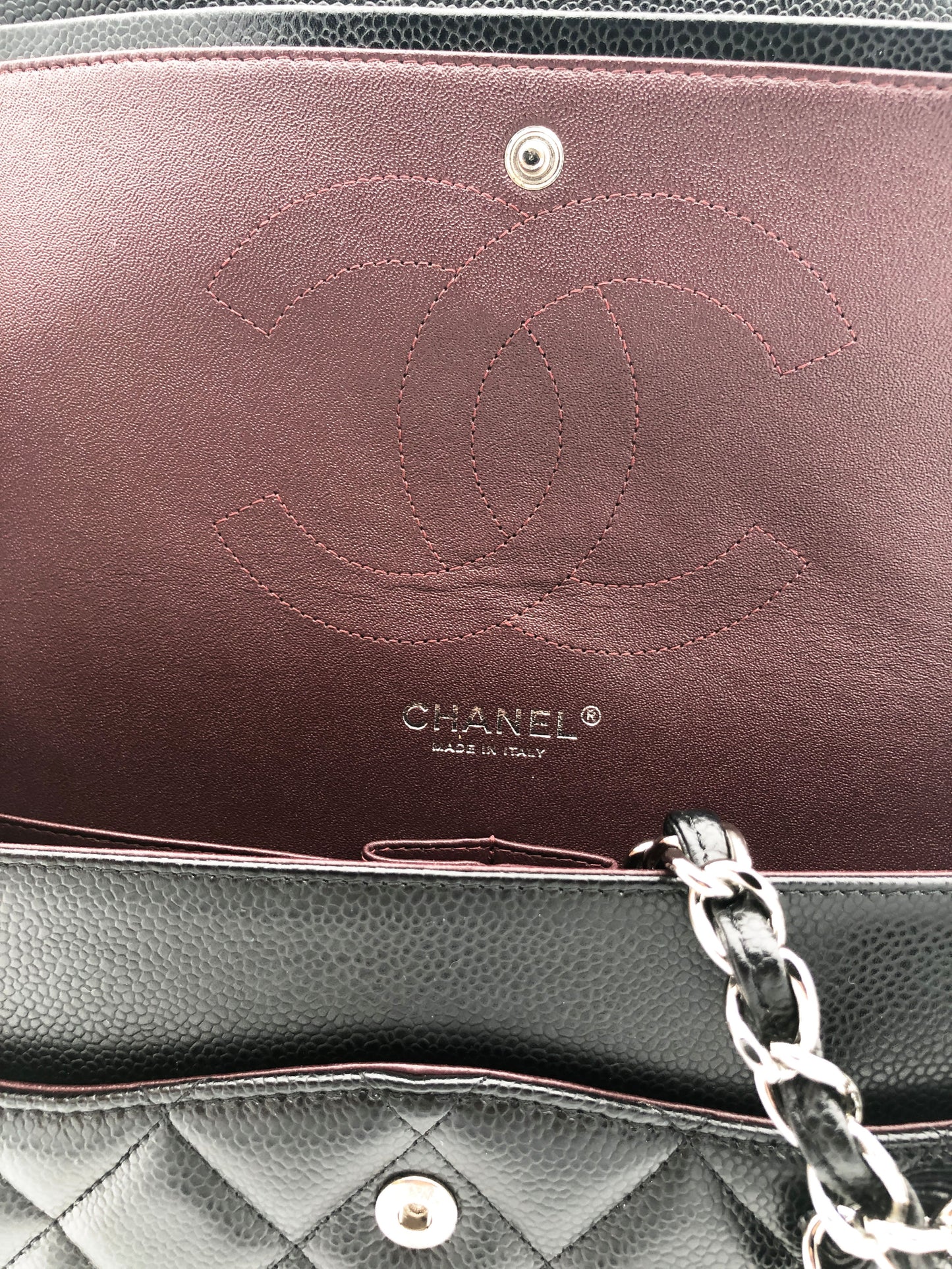 Chanel sac à bandoulière timeless / classique jumbo noir cuir caviar - Soline