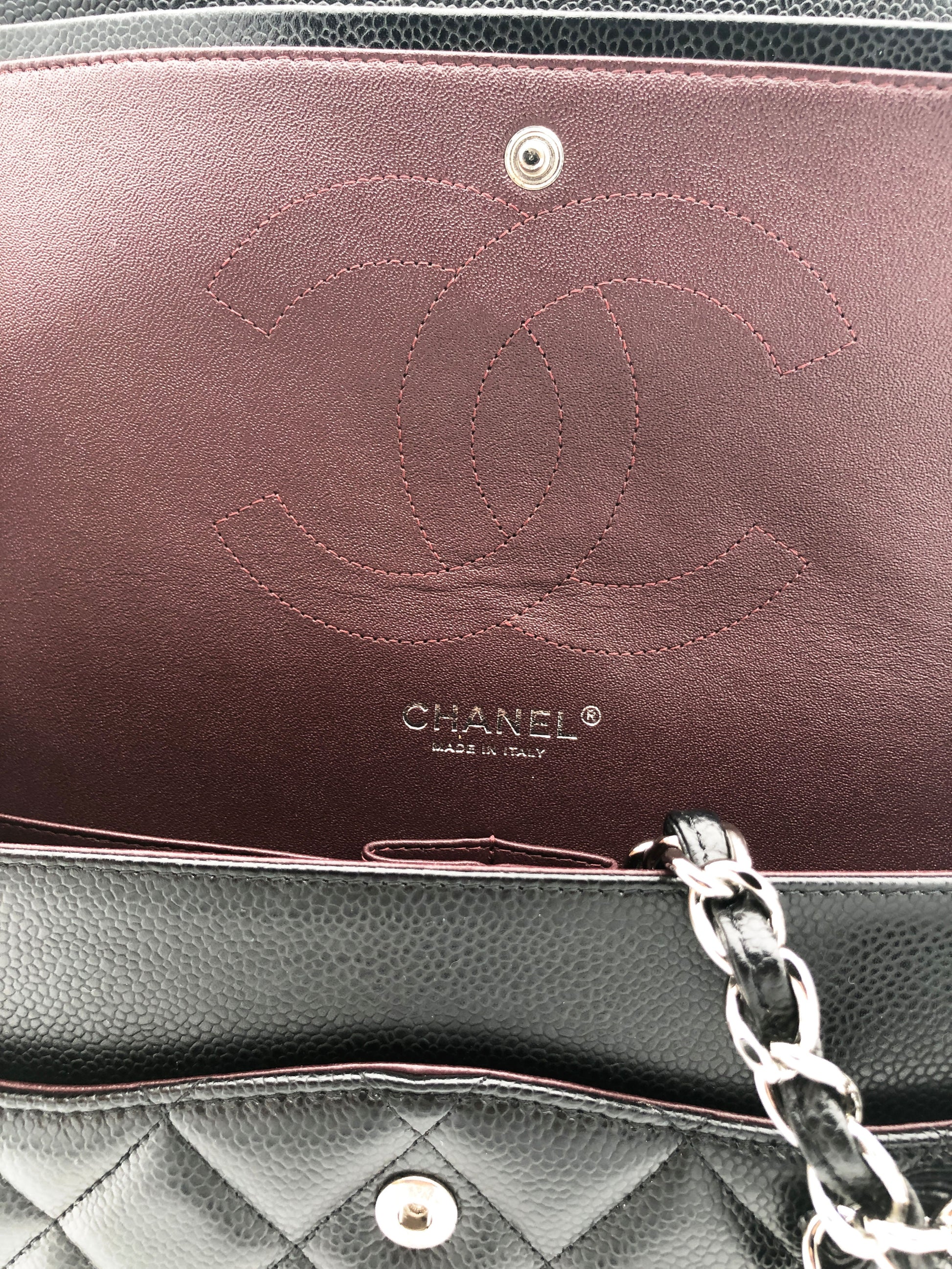 Chanel sac à bandoulière timeless / classique jumbo noir cuir caviar - Soline