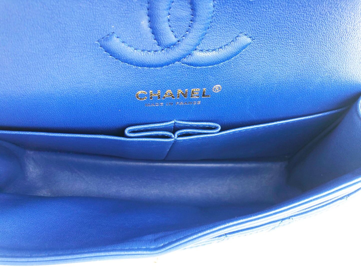 Chanel sac à main timeless / classique en cuir lisse bleu - Soline