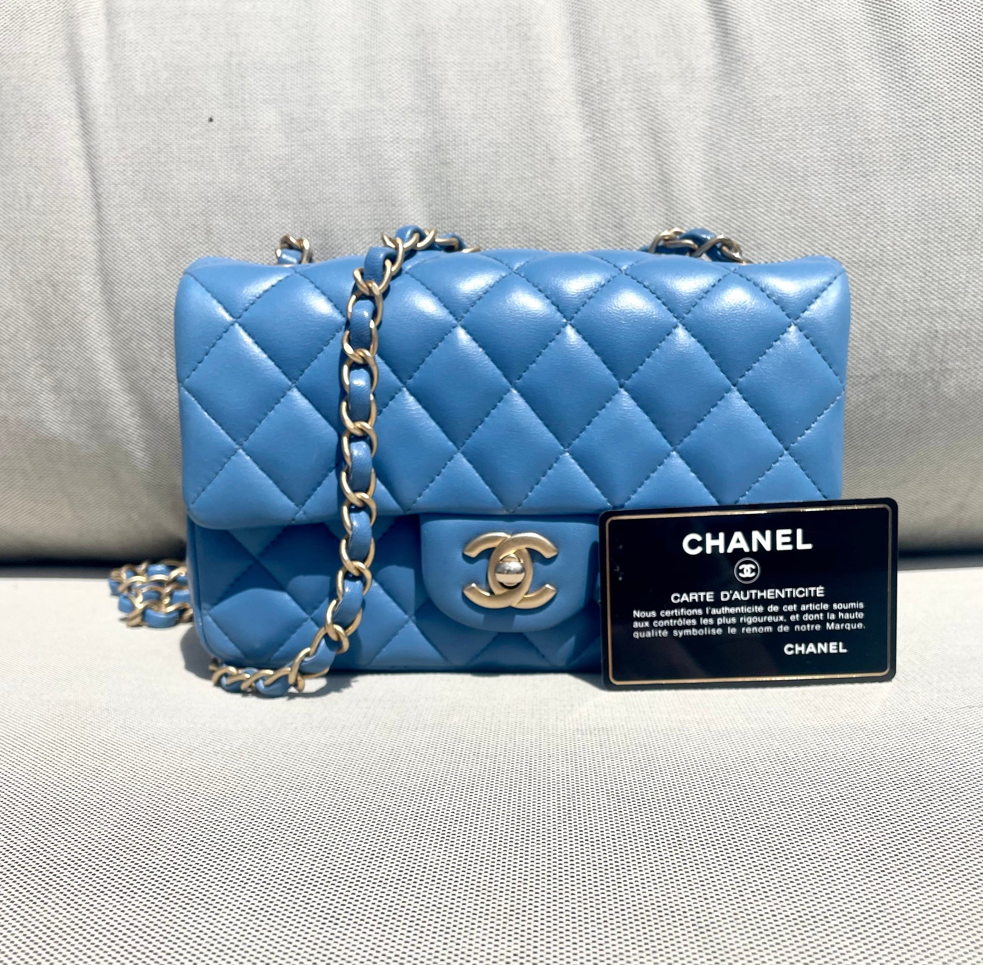 Chanel Timeless Mini Rectangulaire Agneau Bleu - Soline