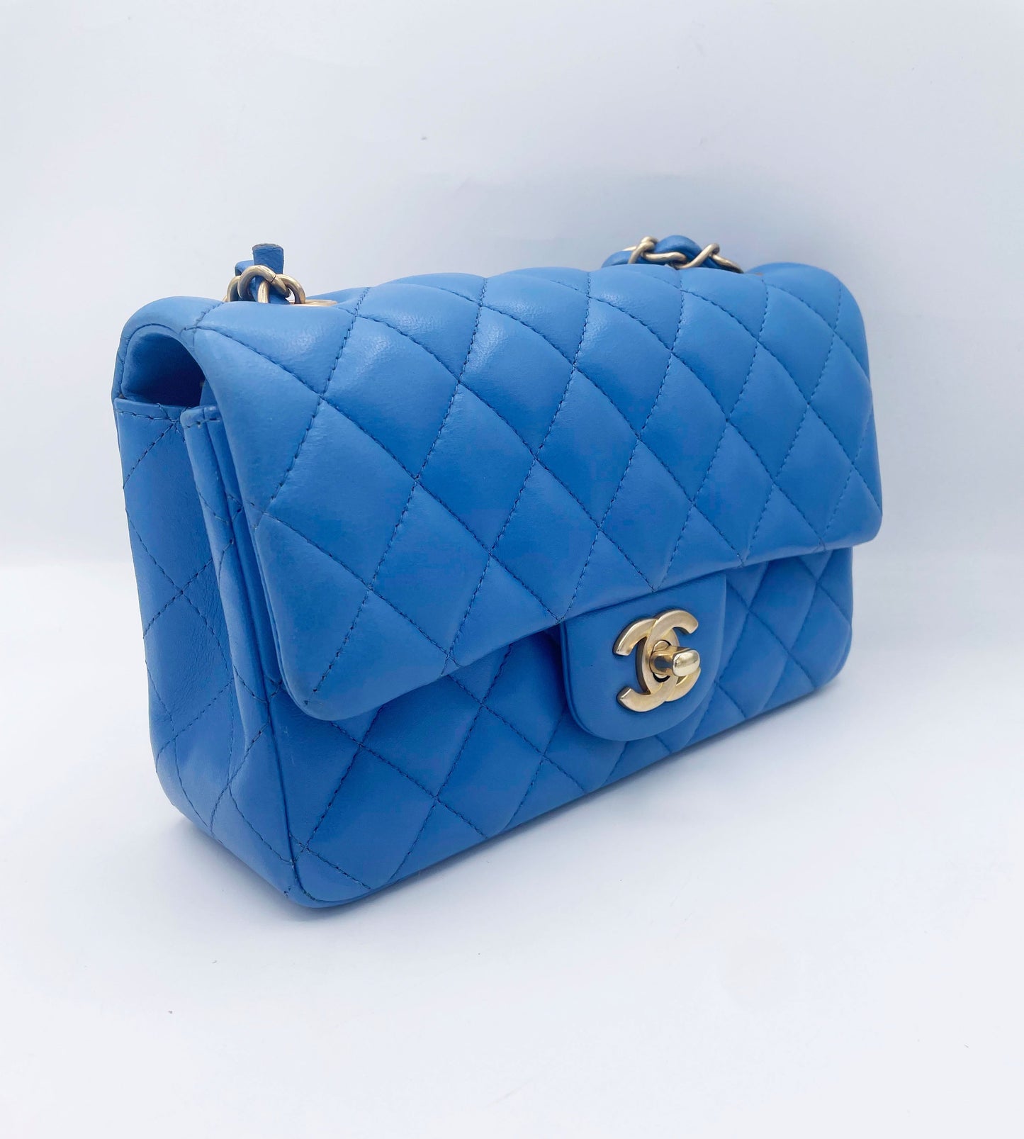 Chanel Timeless Mini Rectangulaire Agneau Bleu - Soline