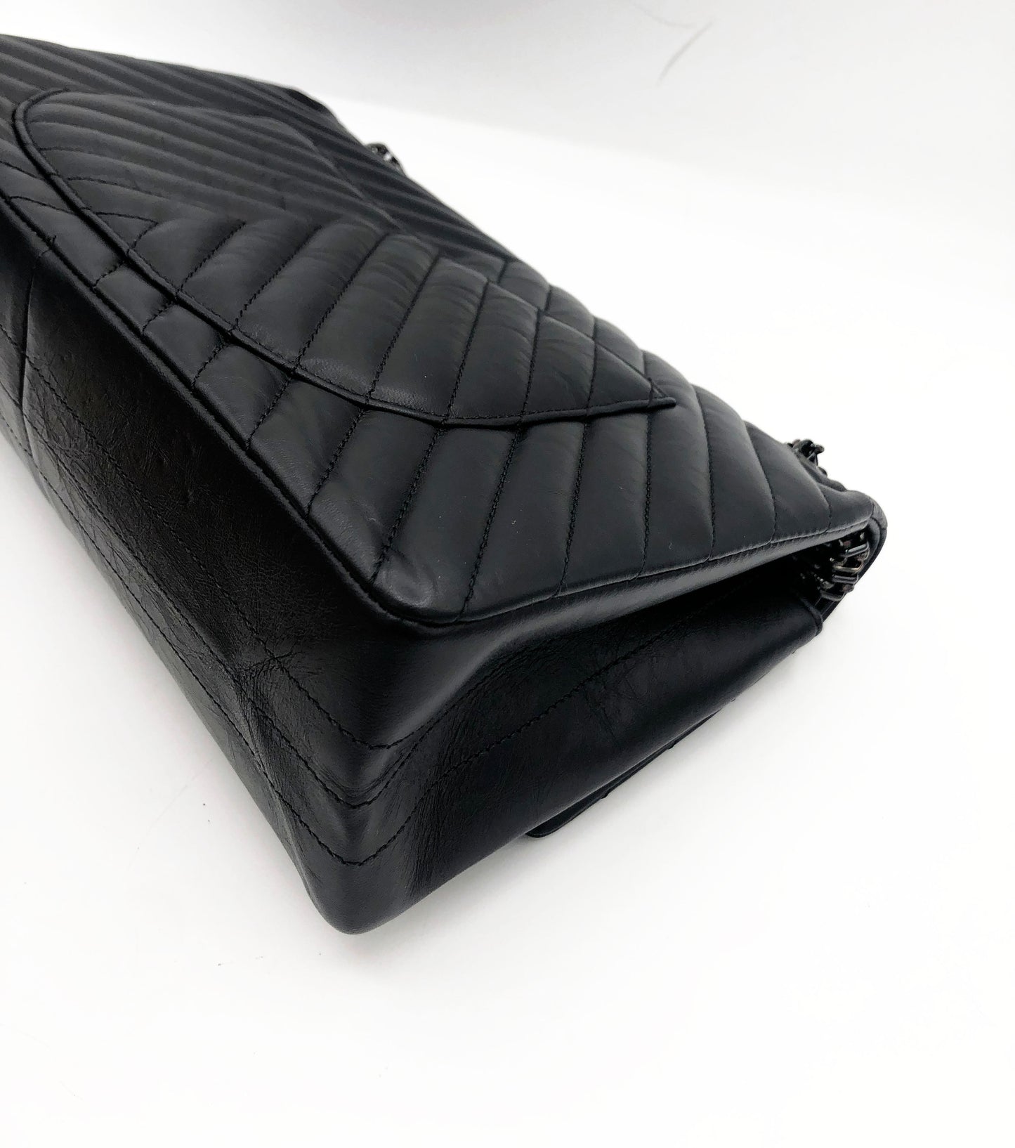 Grand Sac 2.55 Chanel So Black Chevron à double rabat - Soline