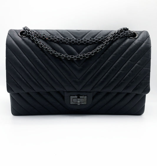 Grand Sac 2.55 Chanel So Black Chevron à double rabat - Soline