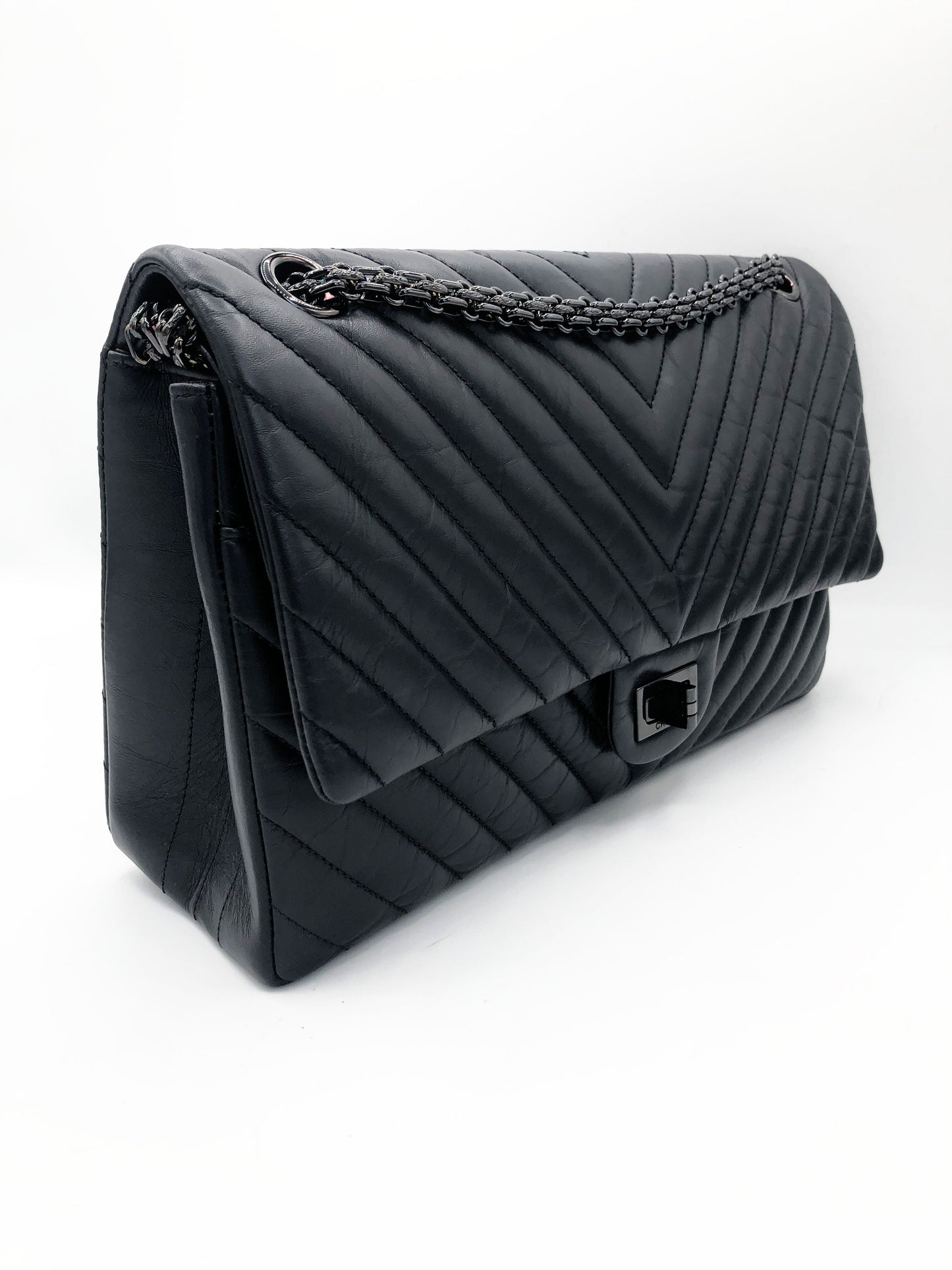 Grand Sac 2.55 Chanel So Black Chevron à double rabat - Soline
