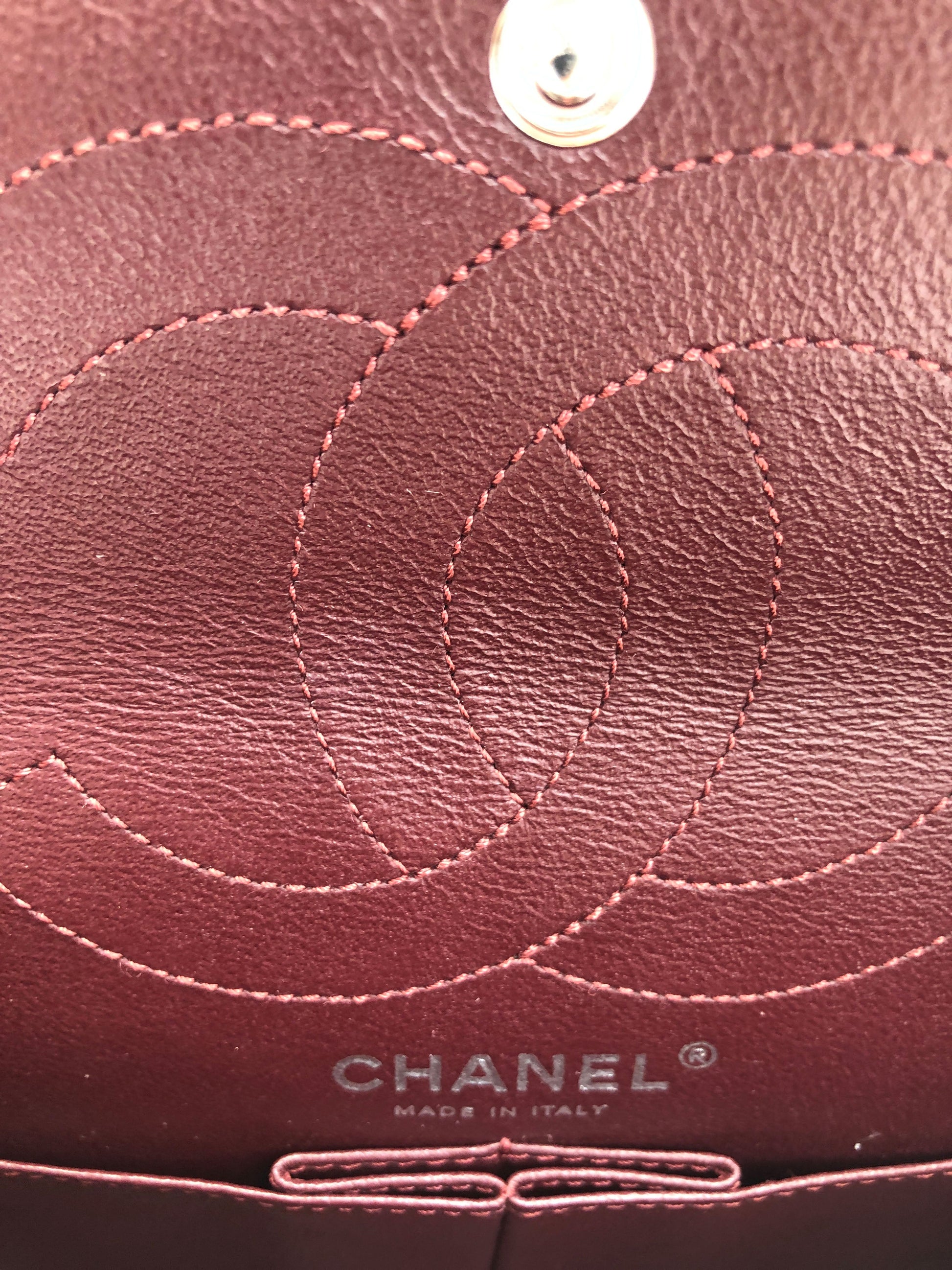 Grand Sac 2.55 Chanel So Black Chevron à double rabat - Soline