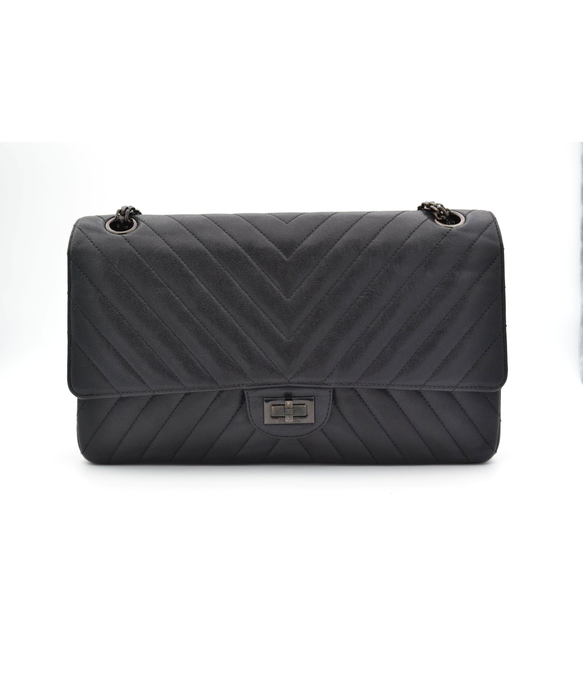 Grand Sac 2.55 Chanel So Black en cuir de veau Chevron à double rabat - Soline