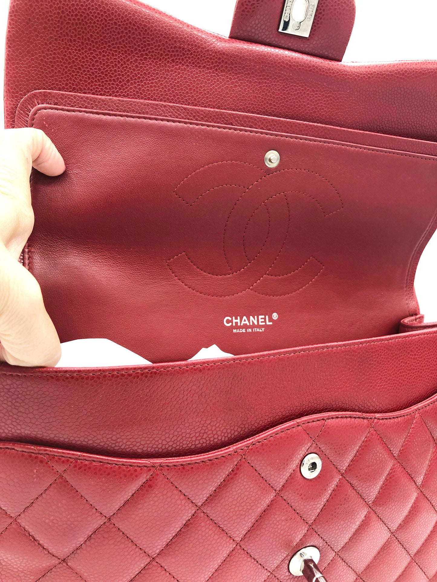 Grand Sac Chanel classique / timeless matelassé en cuir rouge caviar - Soline