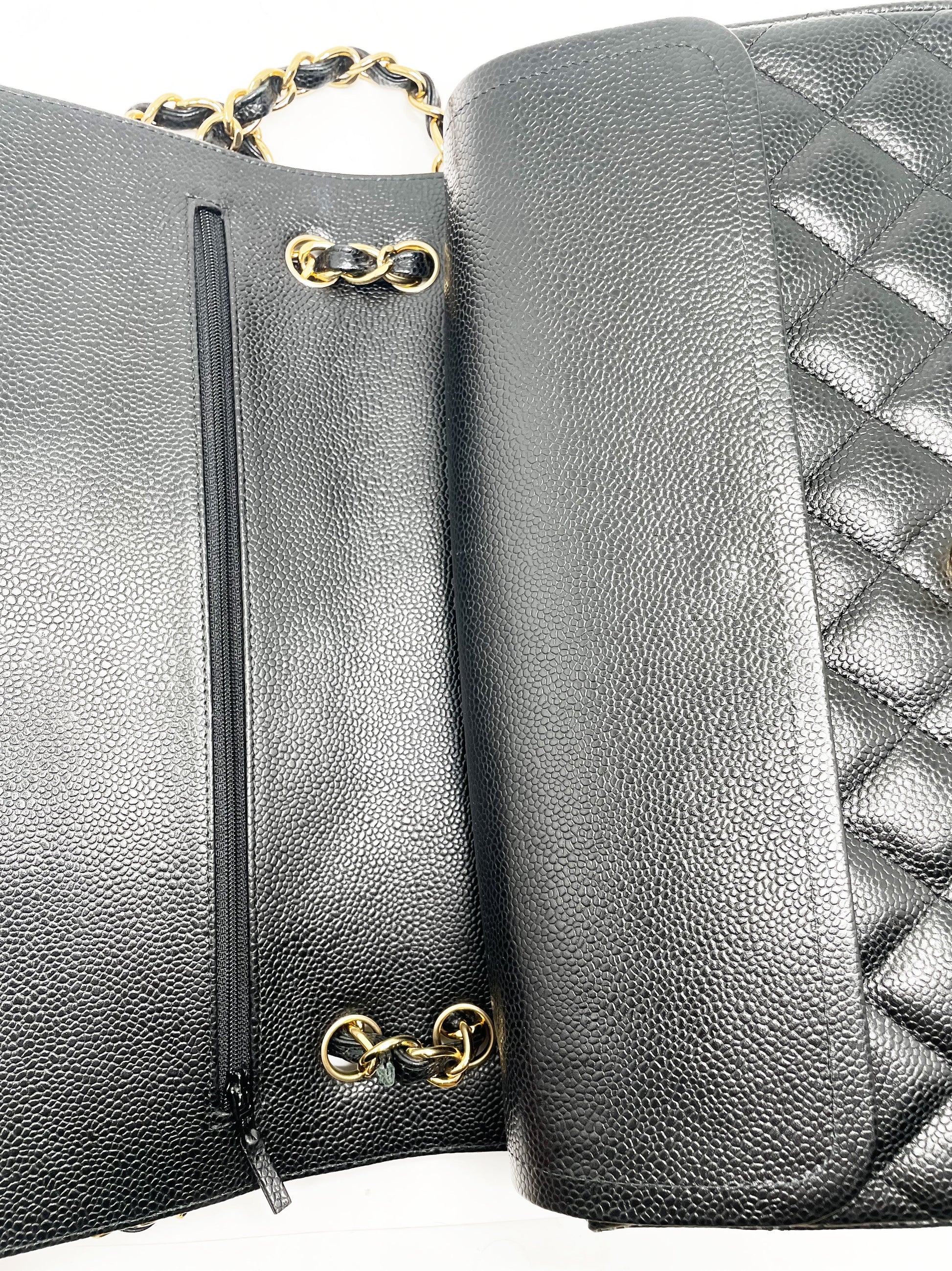 Grand Sac Classique Chanel Veau grainé et métal doré Noir - Soline
