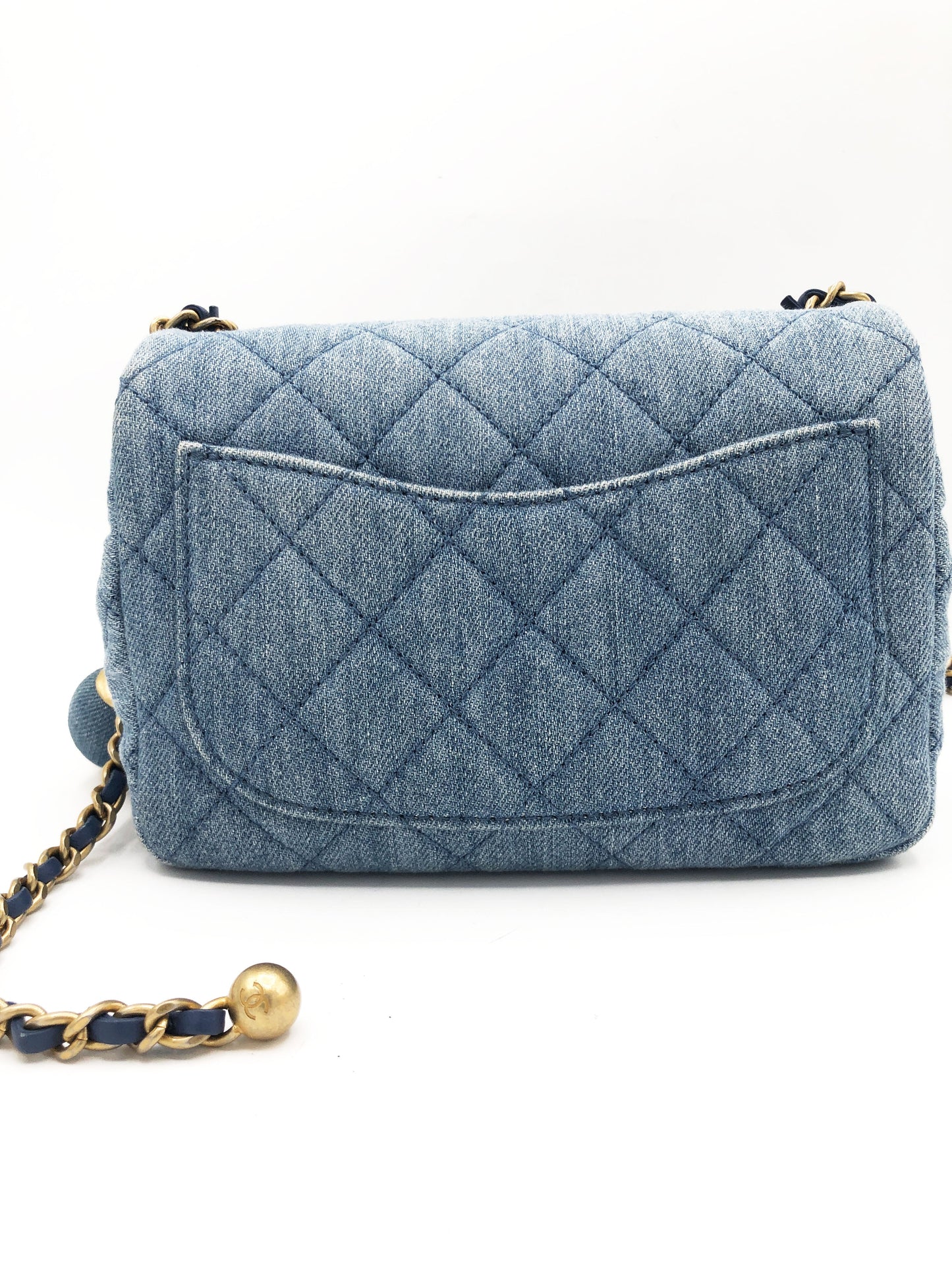 Mini sac Chanel Square Flap Pearl Crush 22C en denim bleu - Soline