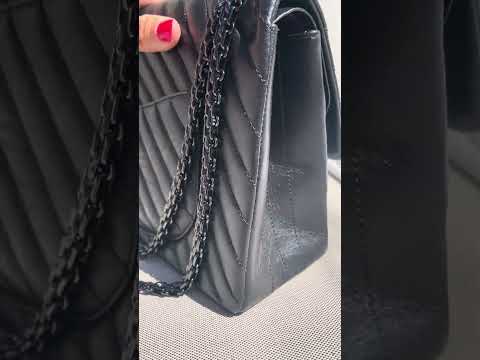 Grand Sac 2.55 Chanel So Black Chevron à double rabat - Soline