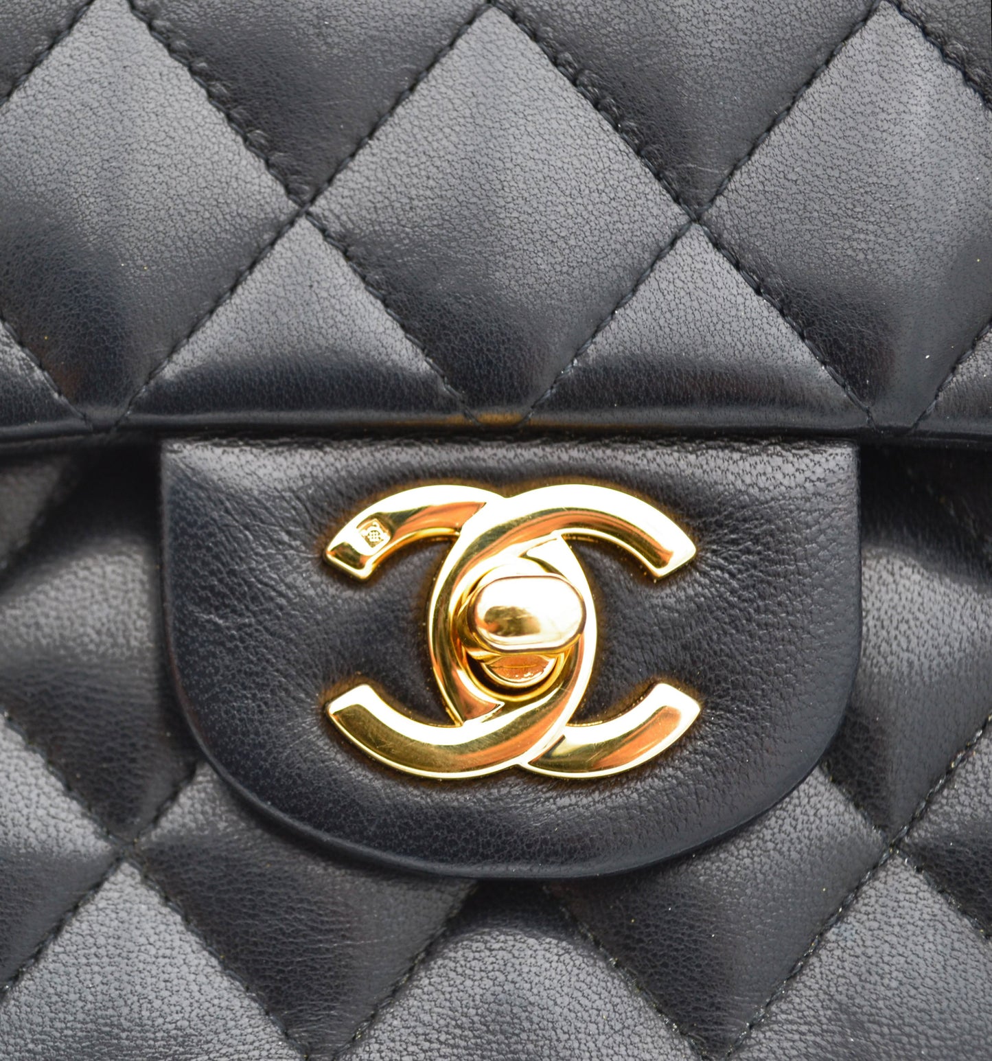 Sac à main Classique Chanel Vintage noir femme - Soline