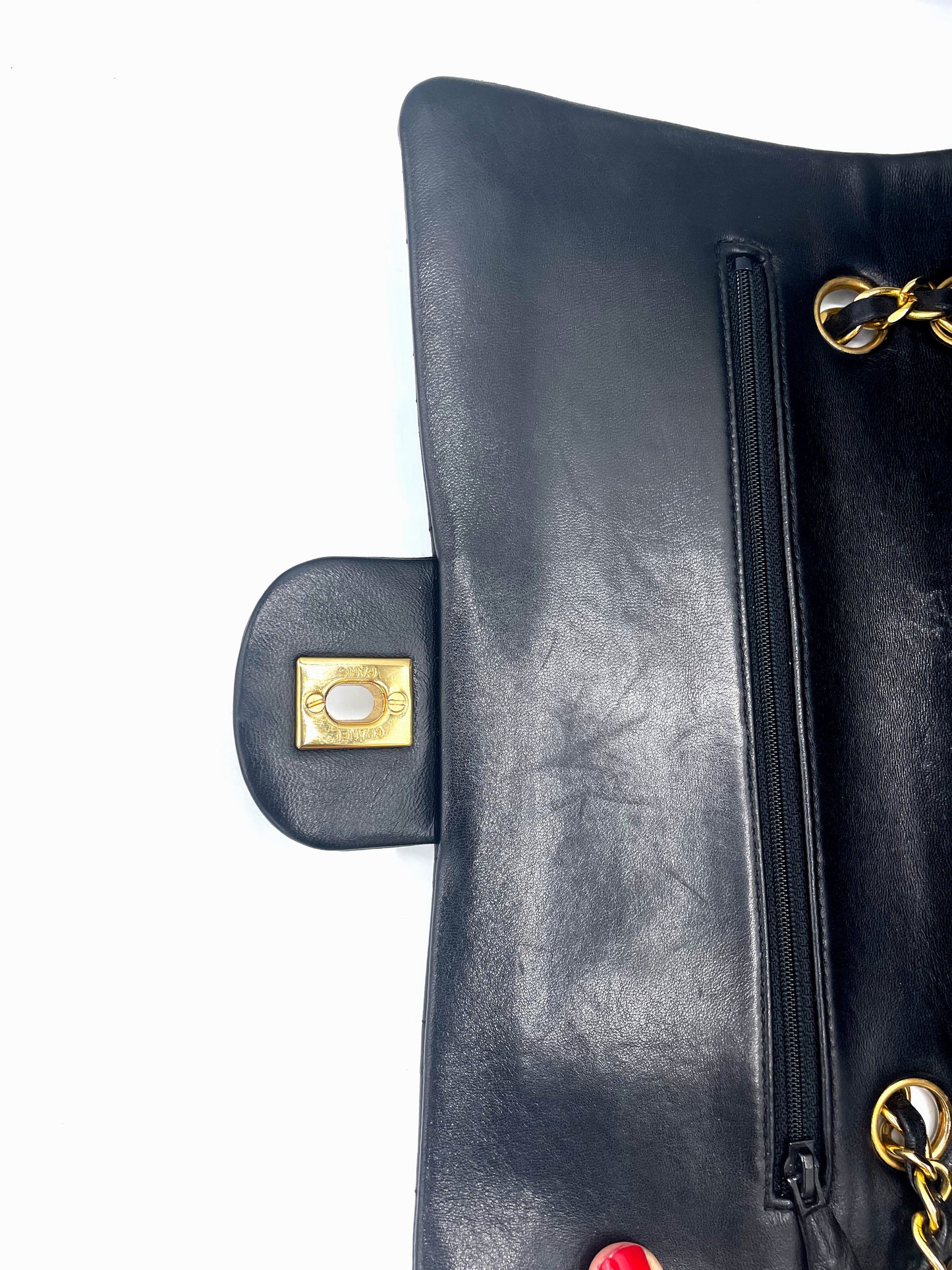 Sac à main Classique en cuir d'agneau noir et métal doré plaqué or - Soline
