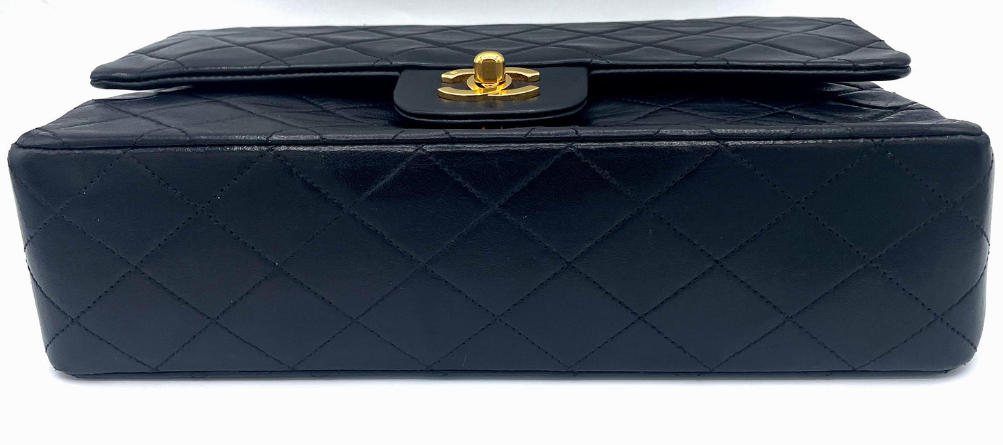 Sac à main Classique en cuir d'agneau noir et métal doré plaqué or - Soline