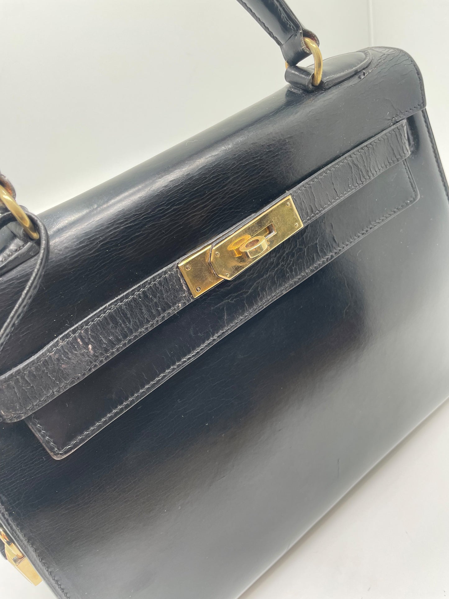 Sac à Main Hermès Kelly 28 en Cuir box noir sellier - Soline