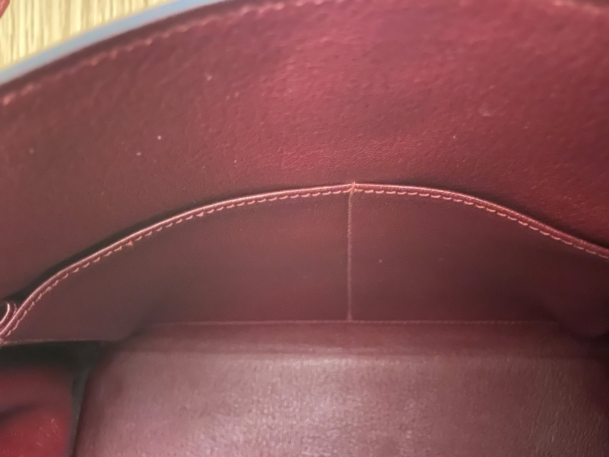 Sac à main Hermès Kelly retourné 28 en cuir Togo Bordeaux - Soline