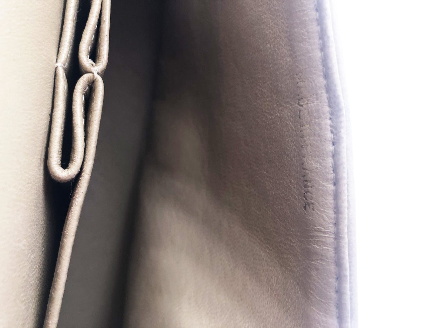 Sac a main Timeless medium 25 cm à double rabat en cuir d'agneau matelassé beige - Soline