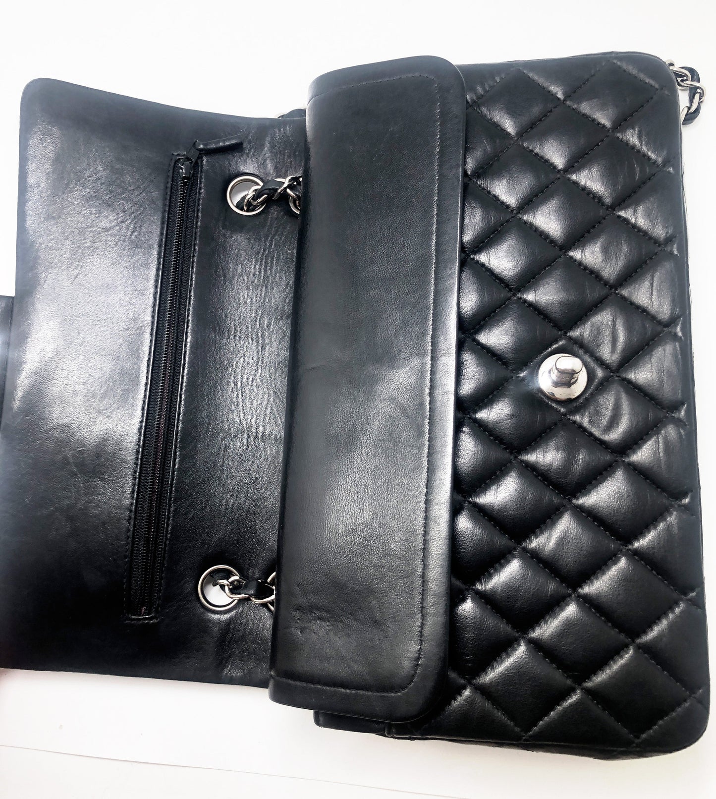 Sac a main Timeless médium 25 cm à double rabat en cuir d'agneau matelassé noir - Soline