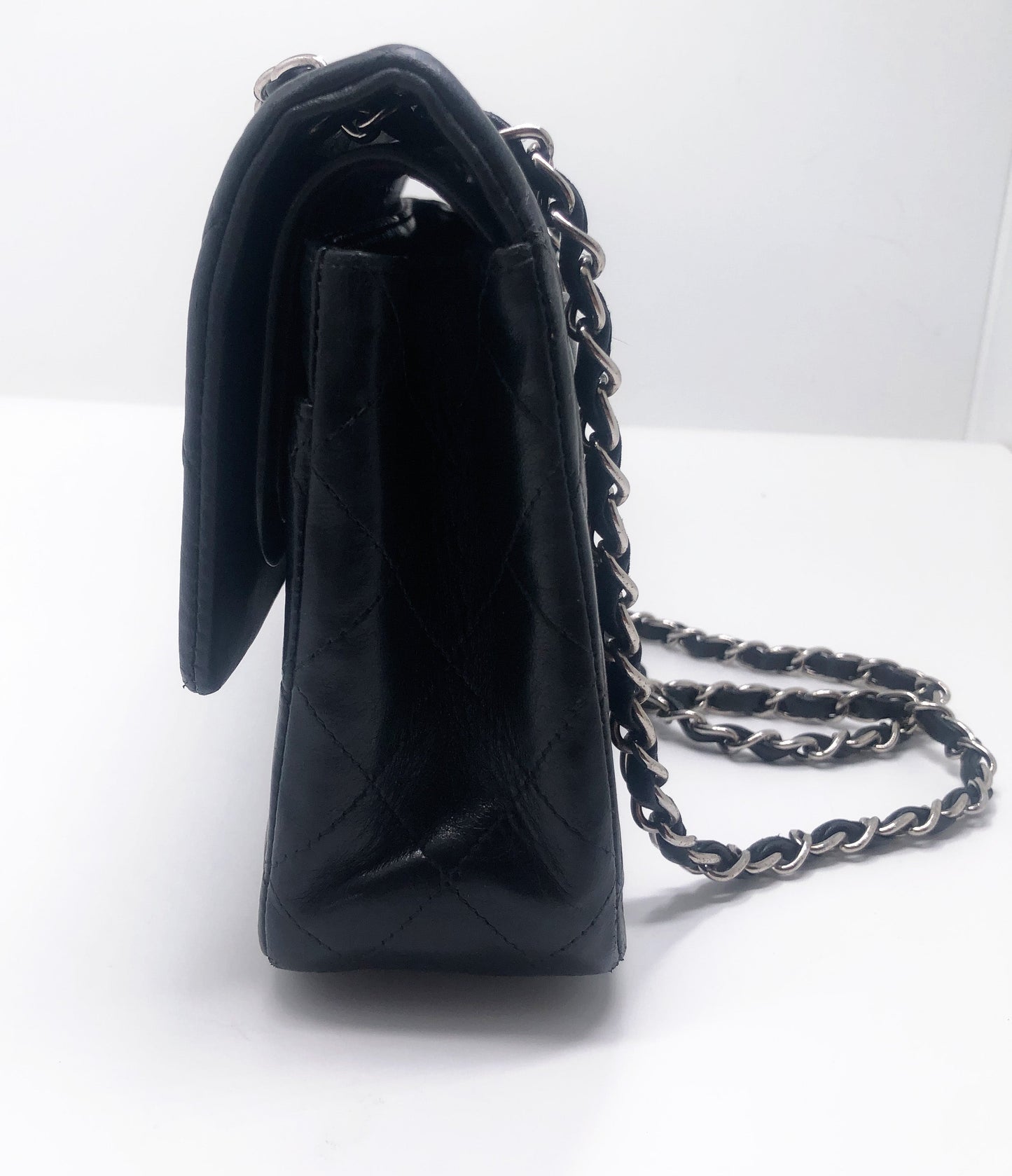 Sac a main Timeless médium 25 cm à double rabat en cuir d'agneau matelassé noir - Soline