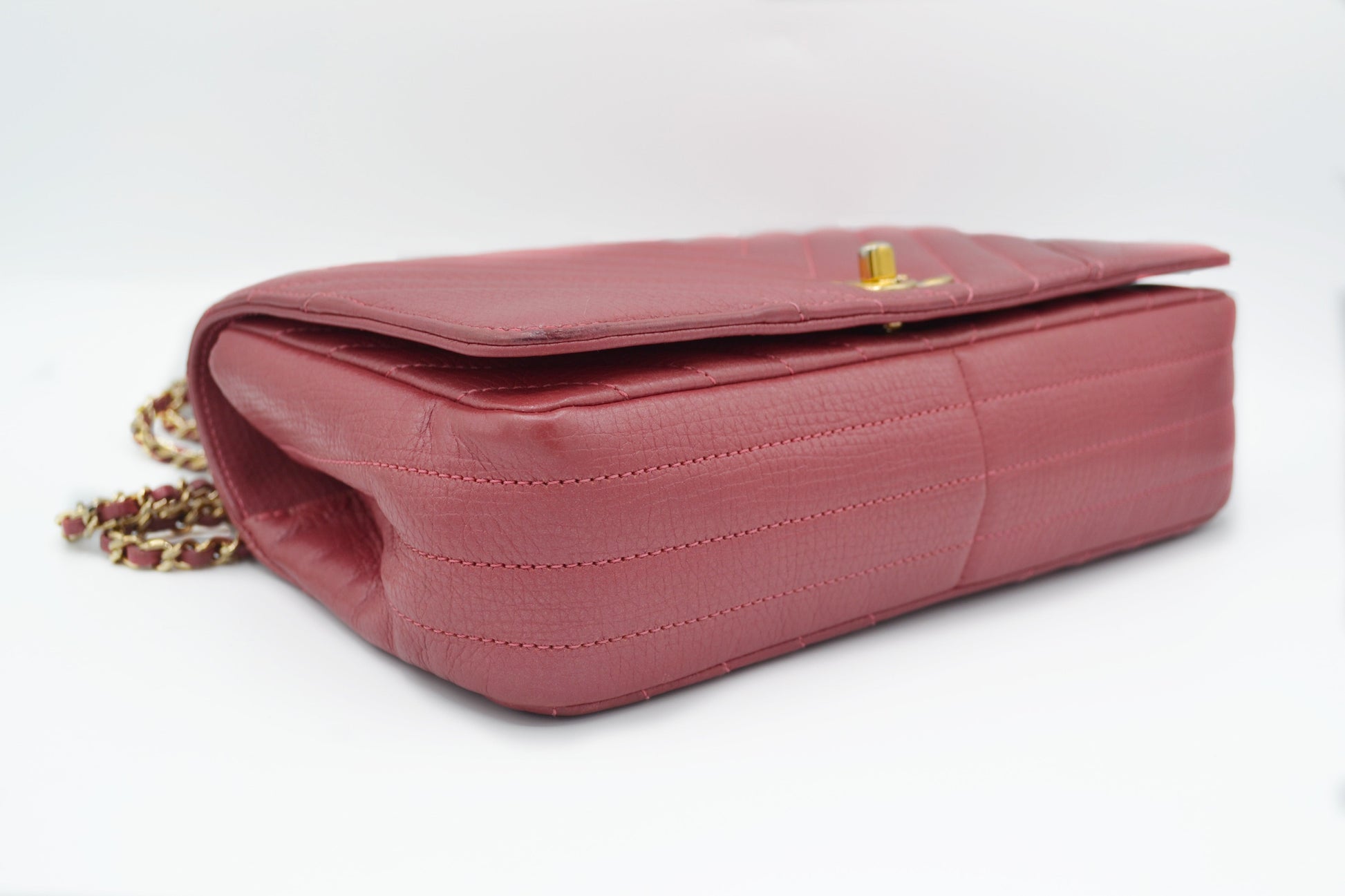 SAC A RABAT EN CUIR DE VEAU CHEVRON ROSE - Soline