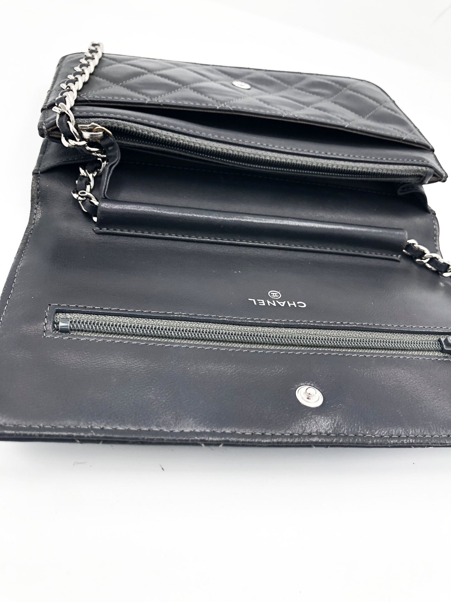 Sac bandouliere Wallet on chain Chanel timeless / classiqure matelassé en cuir lisse Gris - Soline