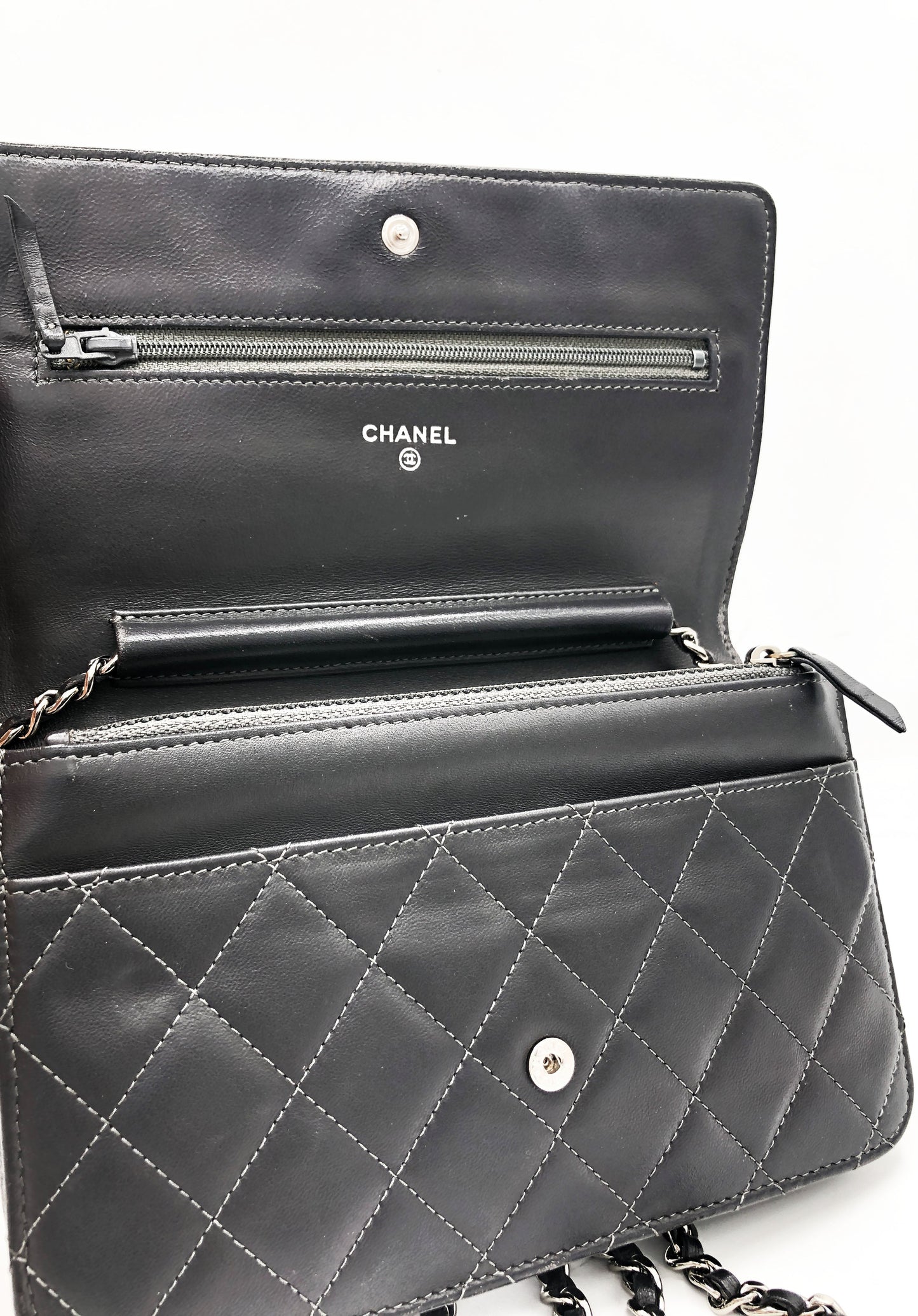 Sac bandouliere Wallet on chain Chanel timeless / classiqure matelassé en cuir lisse Gris - Soline