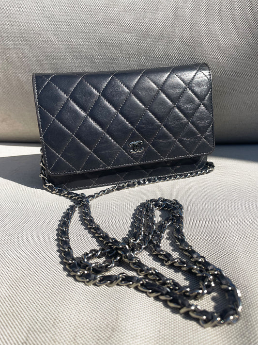 Sac bandouliere Wallet on chain Chanel timeless / classiqure matelassé en cuir lisse Gris - Soline