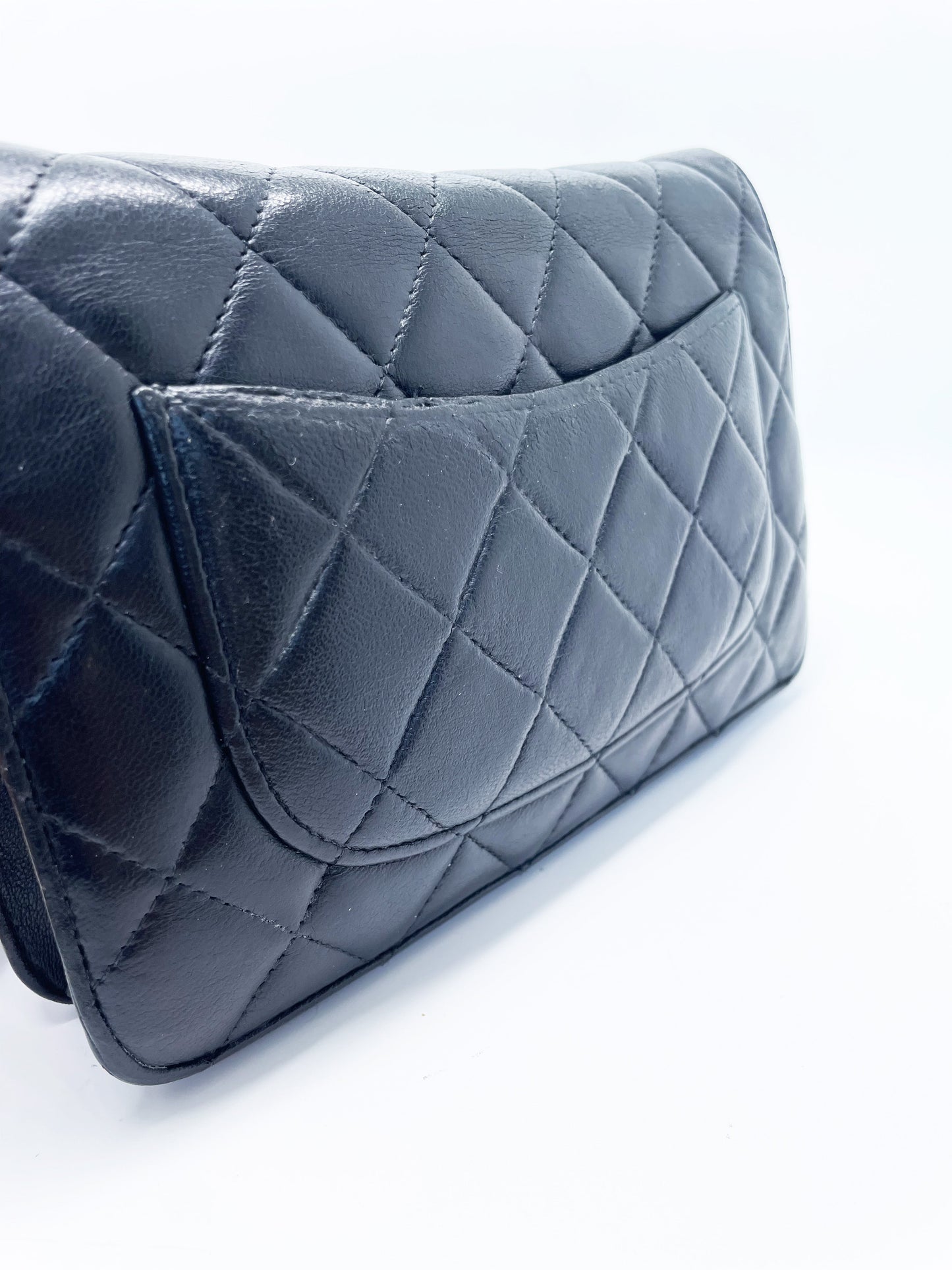 Sac bandoulière wallet on chain (woc) en cuir noir - Soline