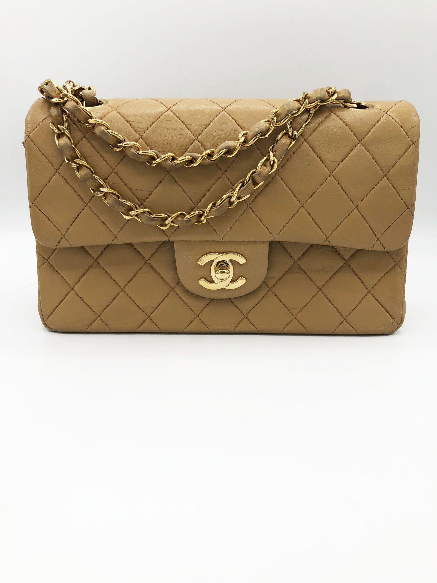 SAC CHANEL BEIGE TIMELESS MINI CUIR D'AGNEAU VINTAGE - Soline