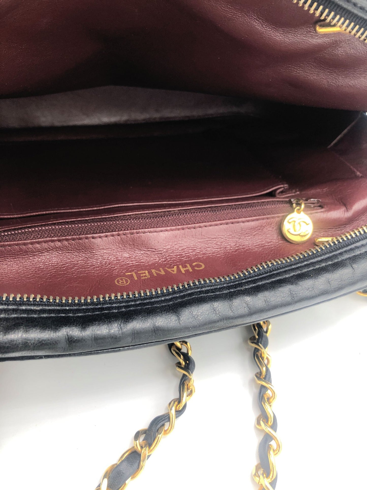 SAC CHANEL CAMERA CHEVRON AGNEAU NOIR - Soline