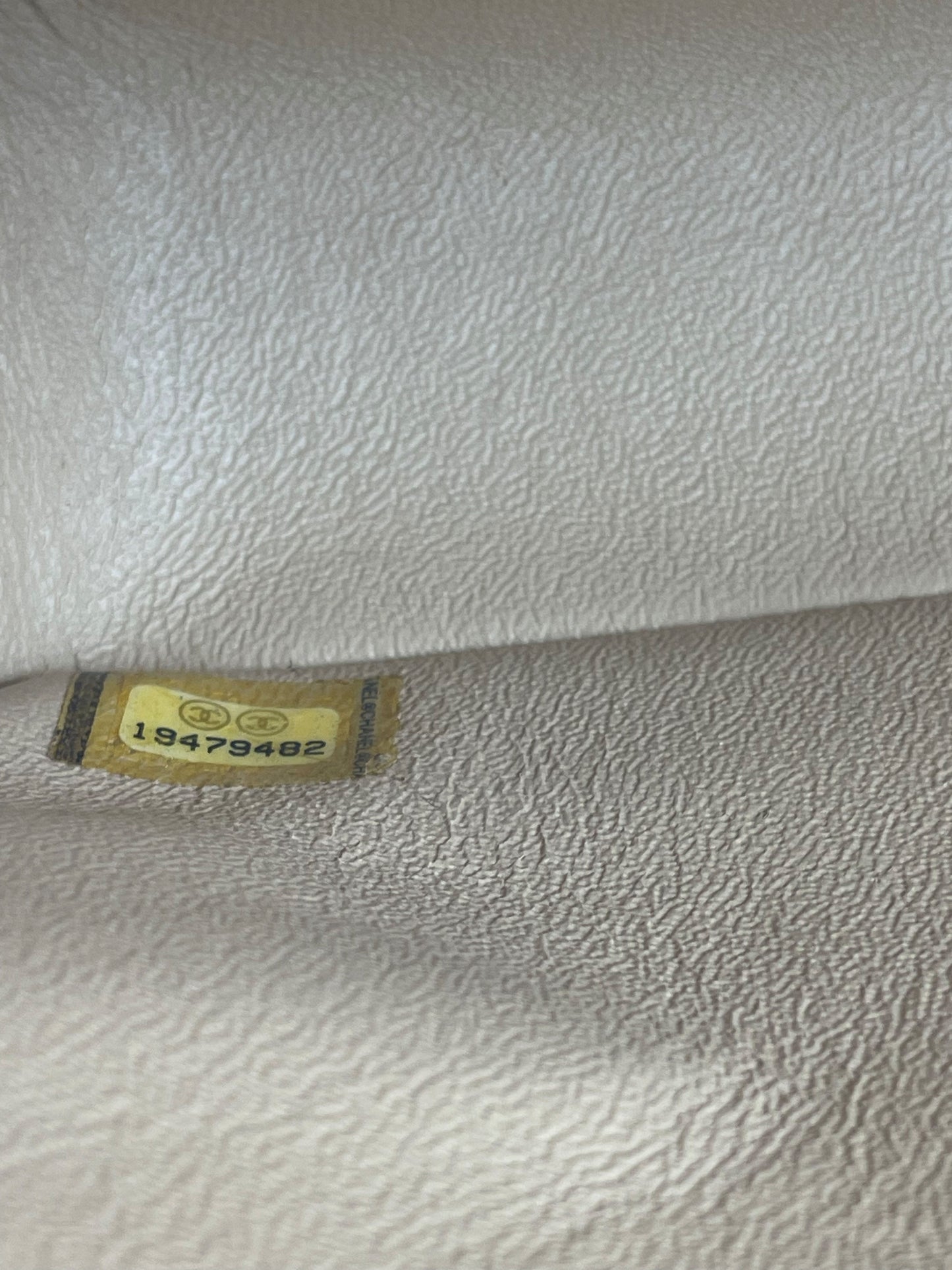 Sac Chanel Classique en cuir beige - Soline