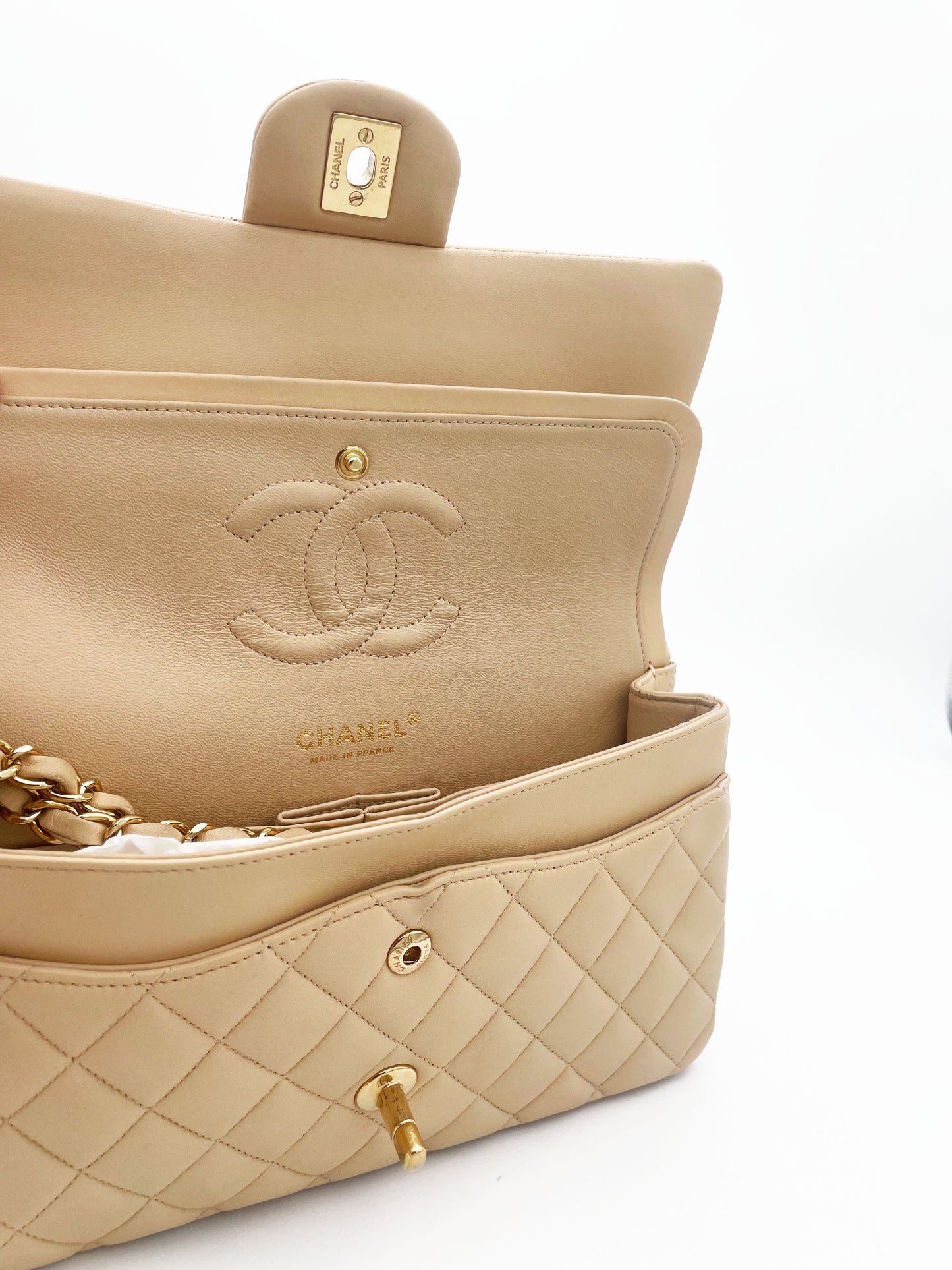 Sac Chanel Classique en cuir beige - Soline
