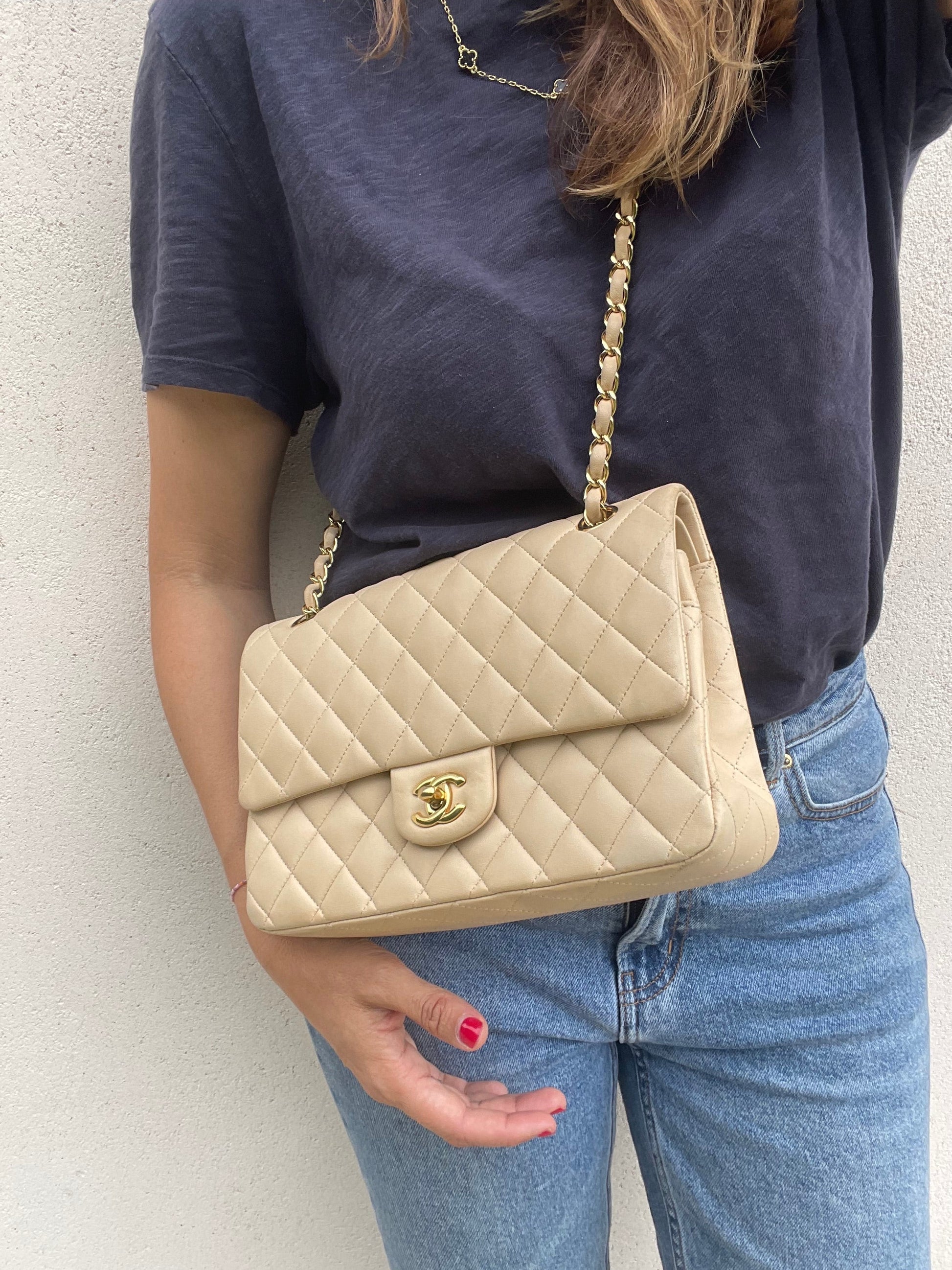 Sac Chanel Classique en cuir beige - Soline