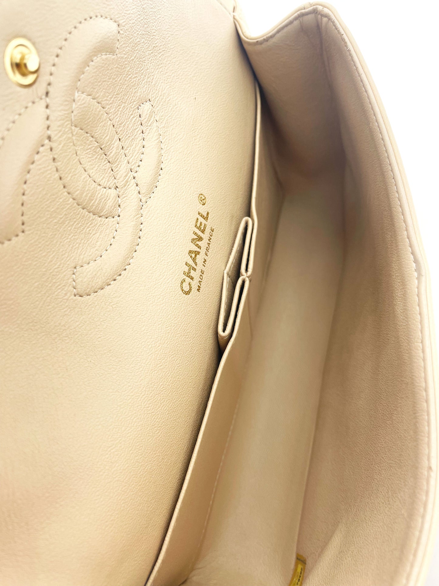 Sac Chanel Classique en cuir beige - Soline