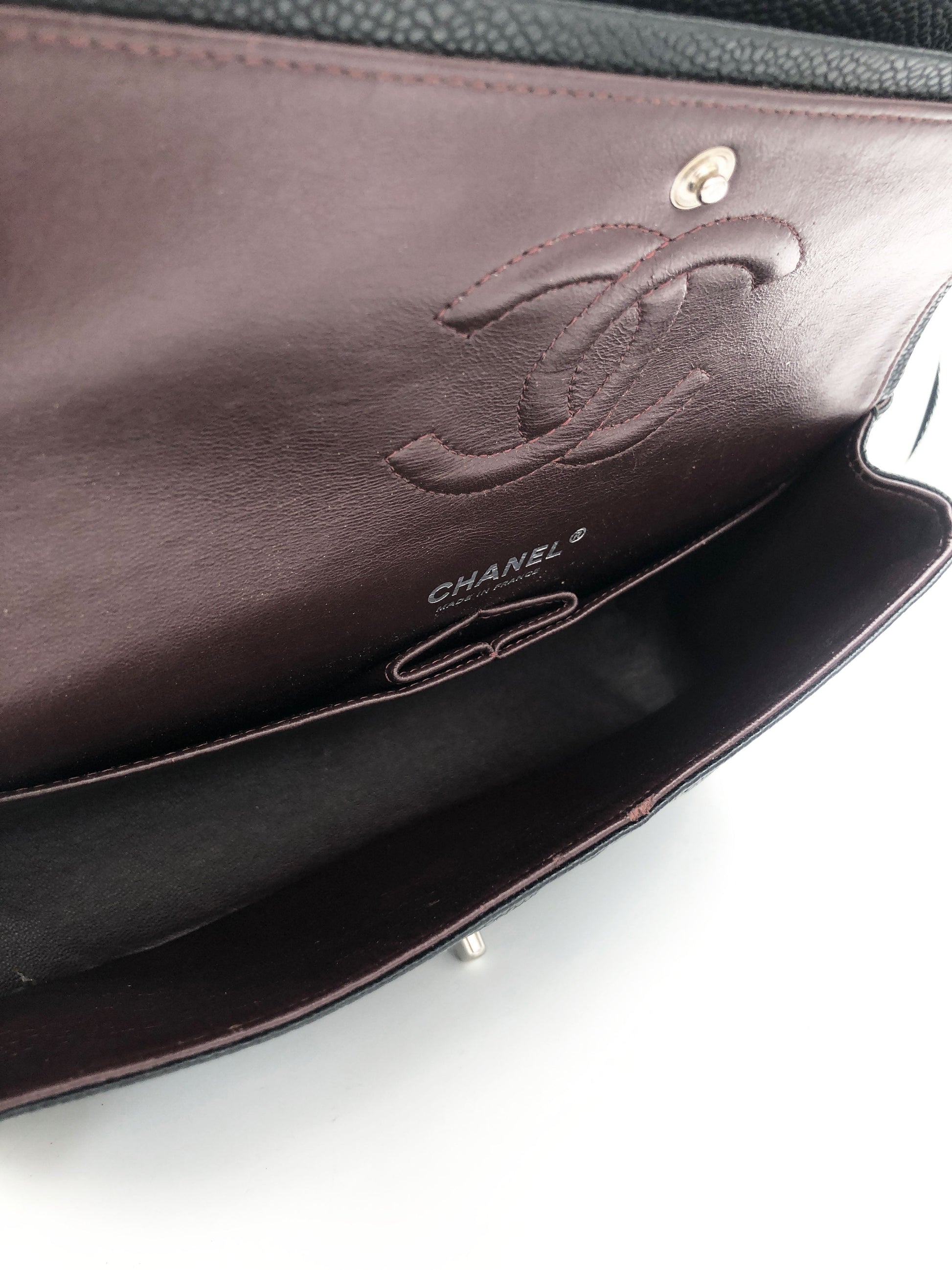 Sac Chanel Classique en cuir caviar noir & métal argenté - Soline
