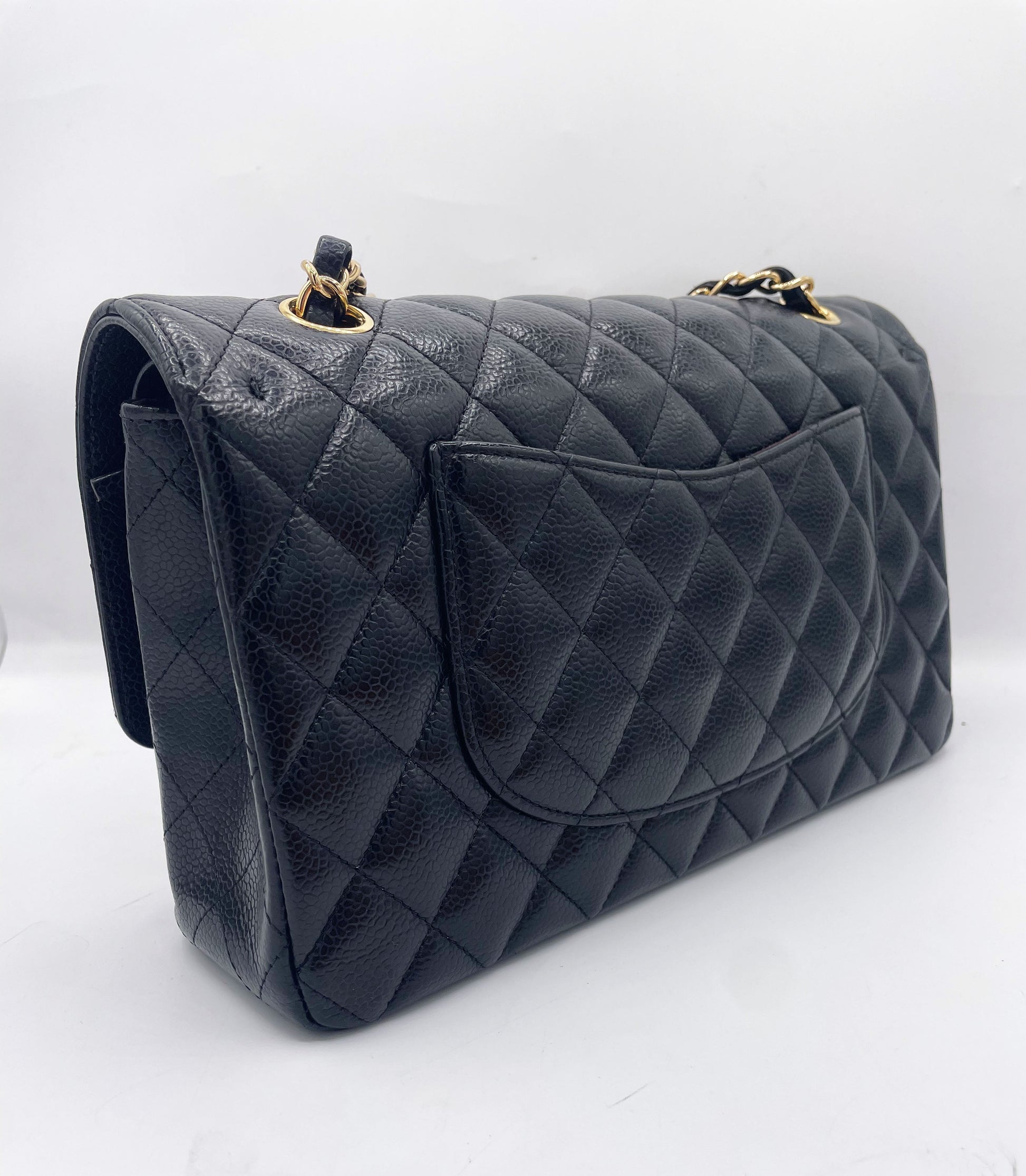 Sac Chanel Classique veau caviar noir & métal doré - Soline