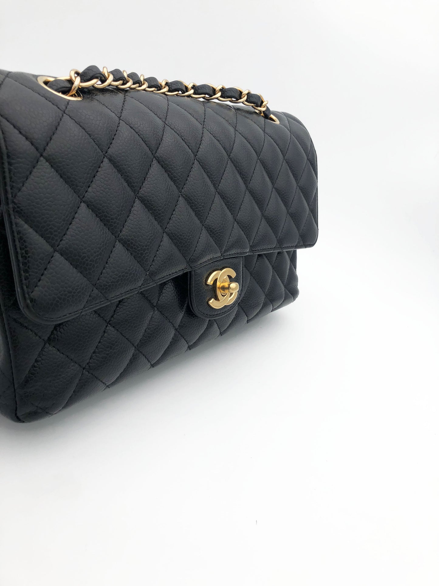 Sac Chanel Classique veau caviar noir & métal doré - Soline