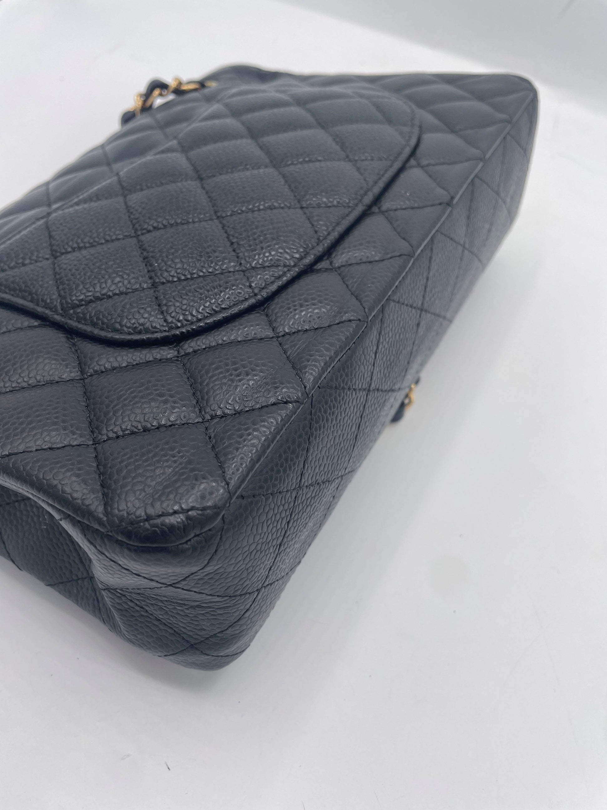 Sac Chanel Classique veau grainé & métal doré noir - Soline