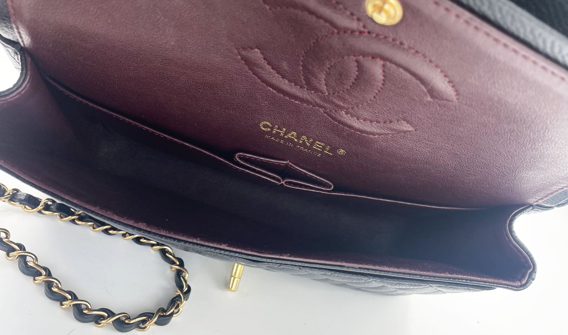 Sac Chanel Classique veau grainé & métal doré noir - Soline