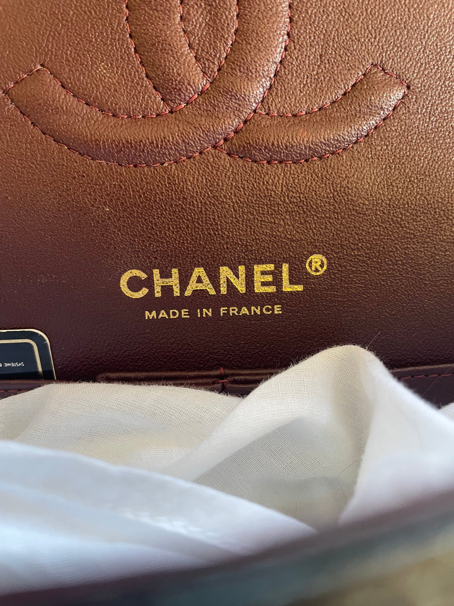 Sac Chanel Classique veau grainé & métal doré noir - Soline